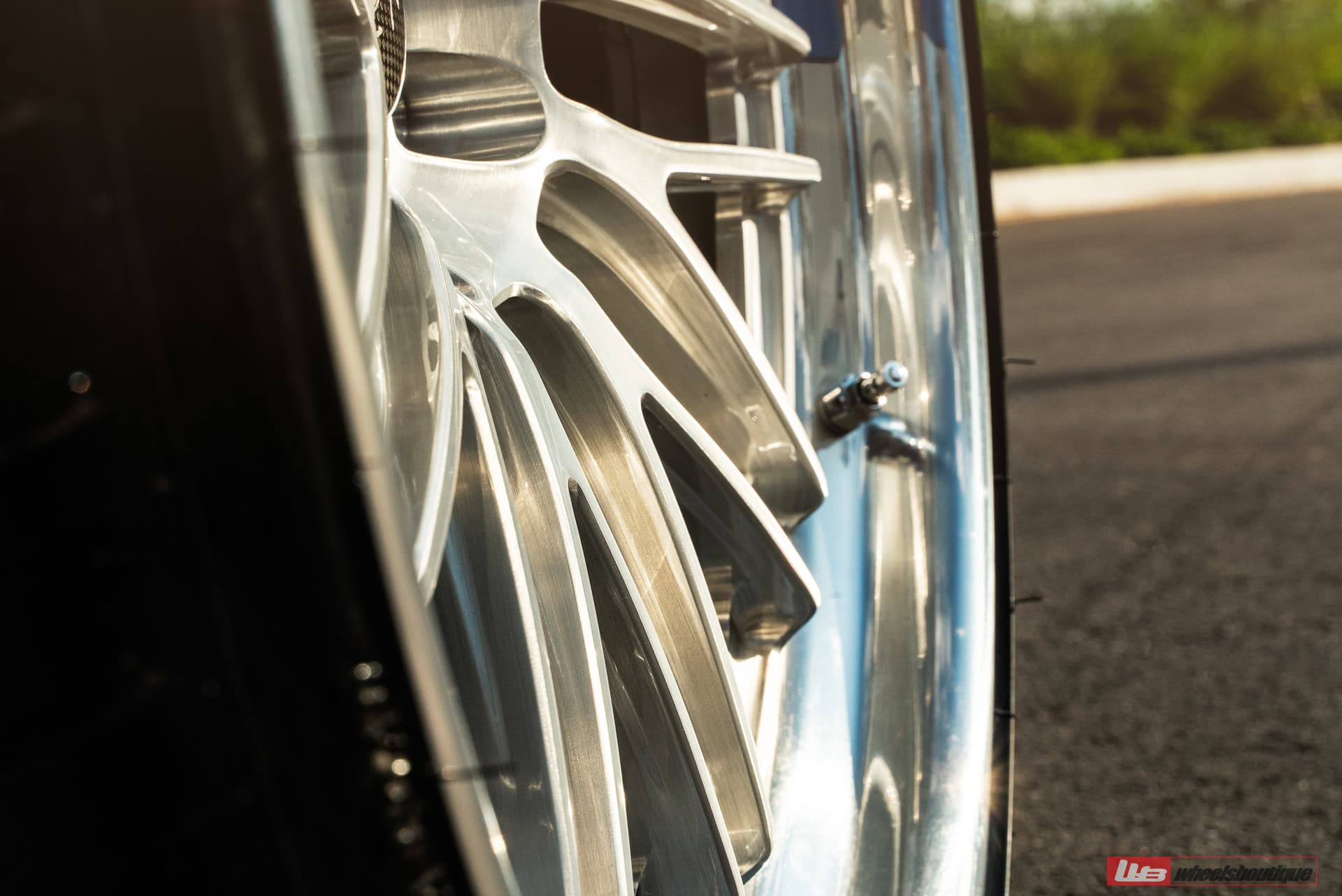 Photo 32 of Ferrari 296 GTS | Bianco Avus | on ANRKY JDX-320 | Brushed Clear