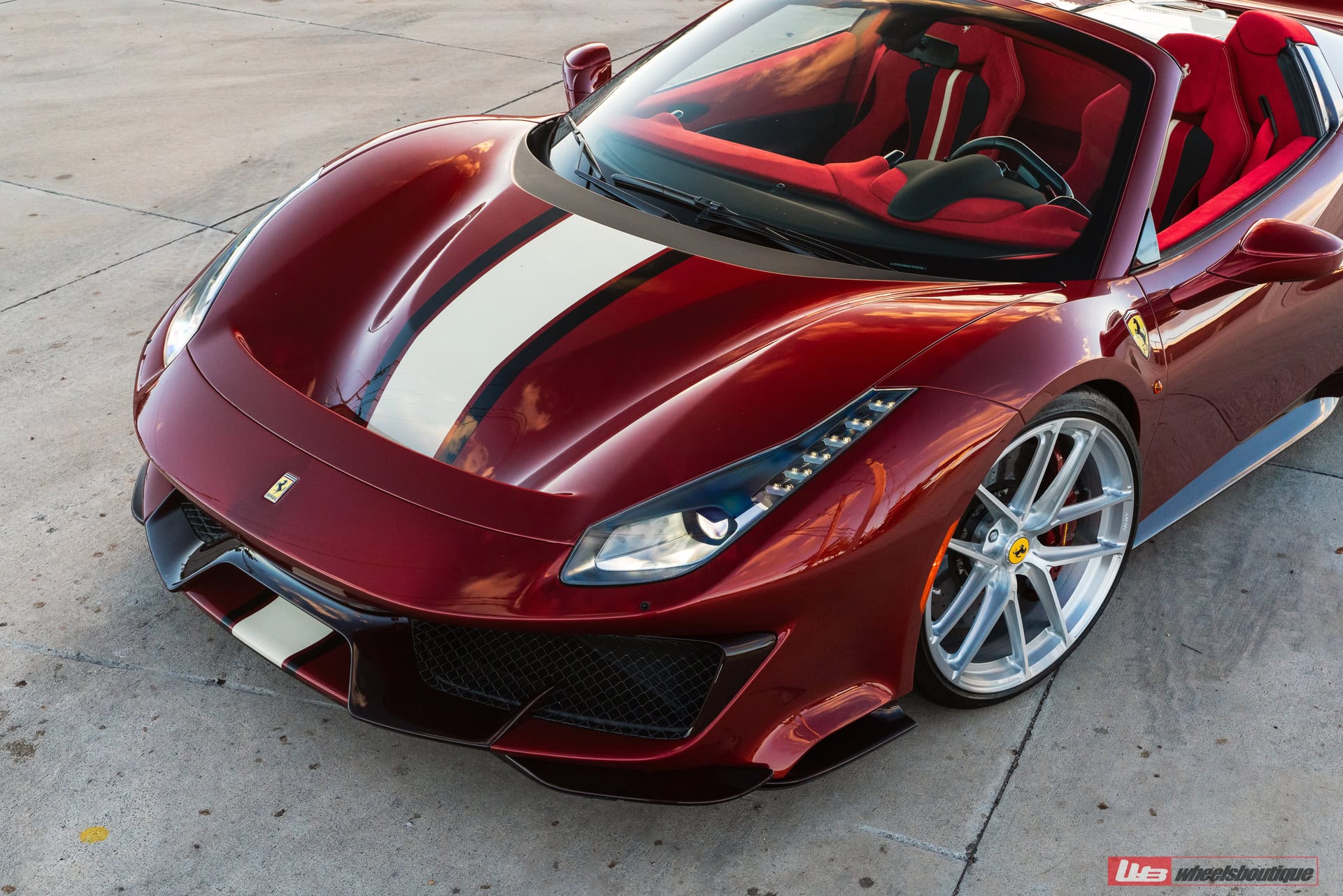 Ferrari 488 Pista | Rosso Fiorano | on ANRKY XR-01 Ultralight | Brushed Clear