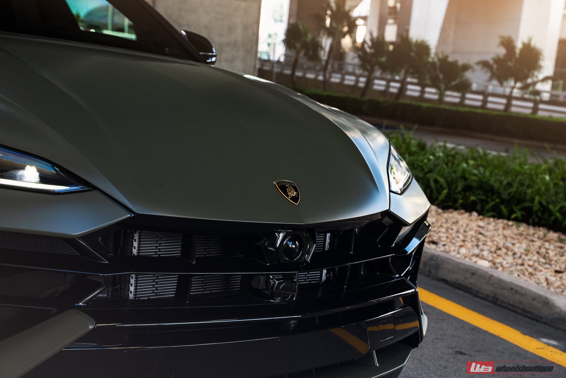Photo 21 of Lamborghini Urus SE | Turbine Verde | on ANRKY RS7.1+ RS7.2 AEROSport | PPG Turbine Verde