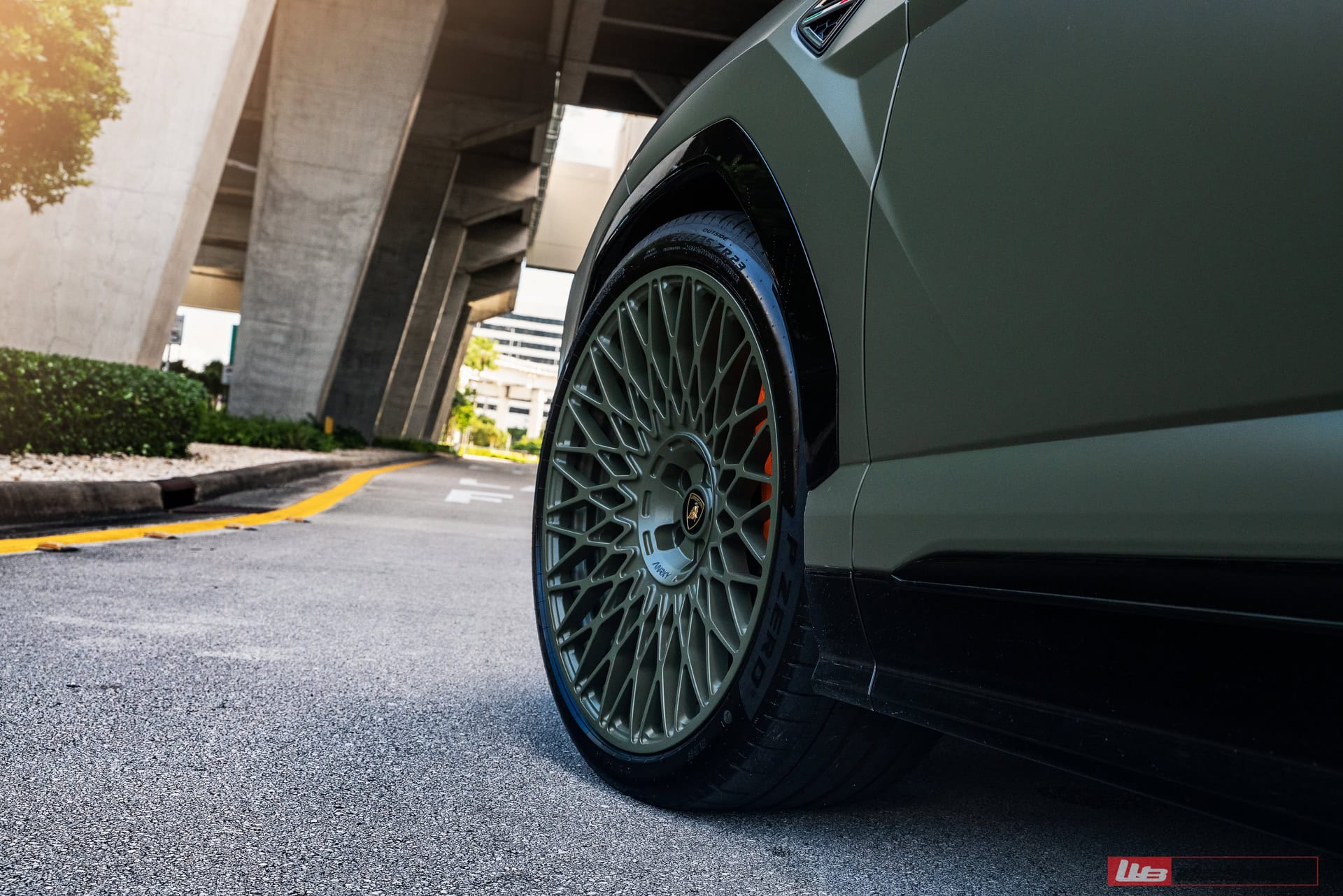 Lamborghini Urus SE | Turbine Verde | on ANRKY RS7.1+ RS7.2 AEROSport | PPG Turbine Verde