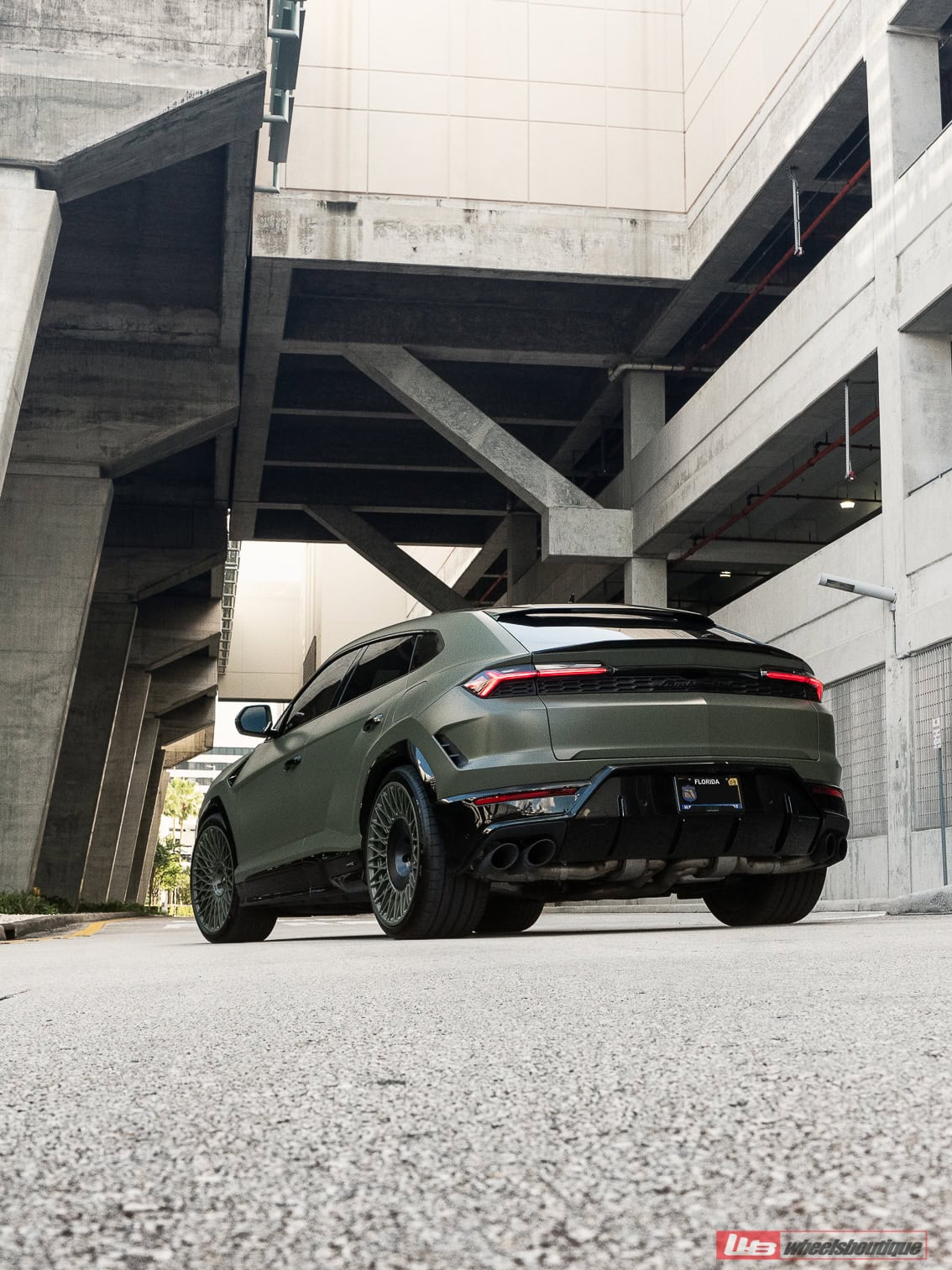 Lamborghini Urus SE | Turbine Verde | on ANRKY RS7.1+ RS7.2 AEROSport | PPG Turbine Verde