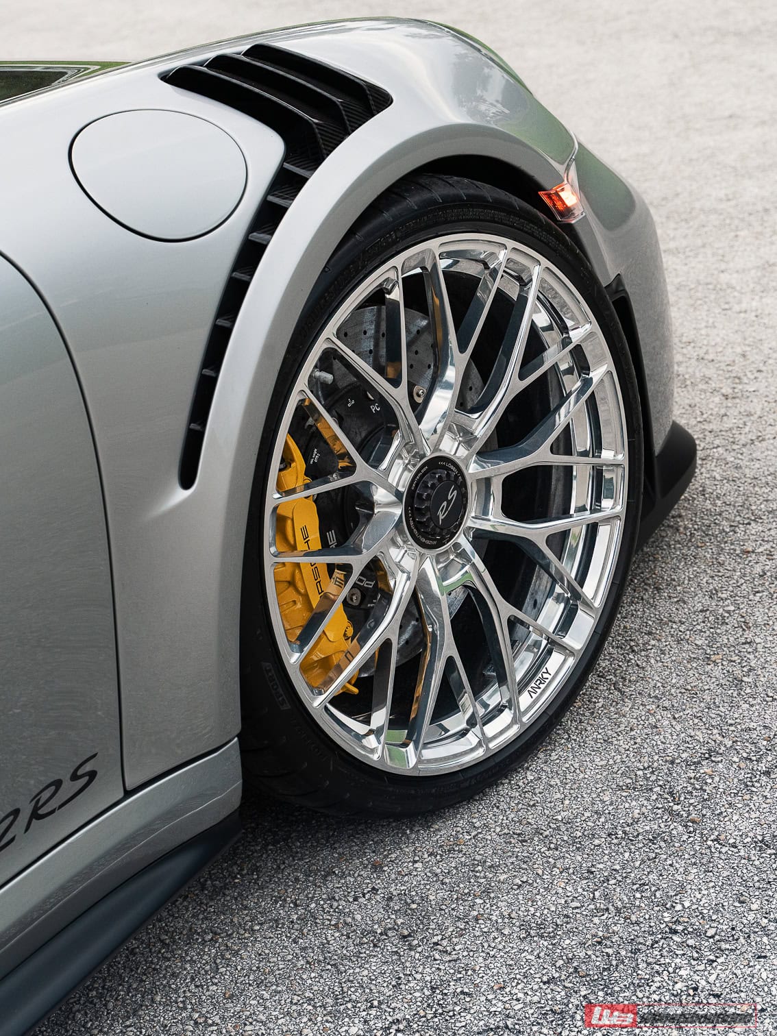 Photo 27 of Porsche 991 GT2 RS | GT Silver | on AN10 + AN10 AEROSport | Polished Clear