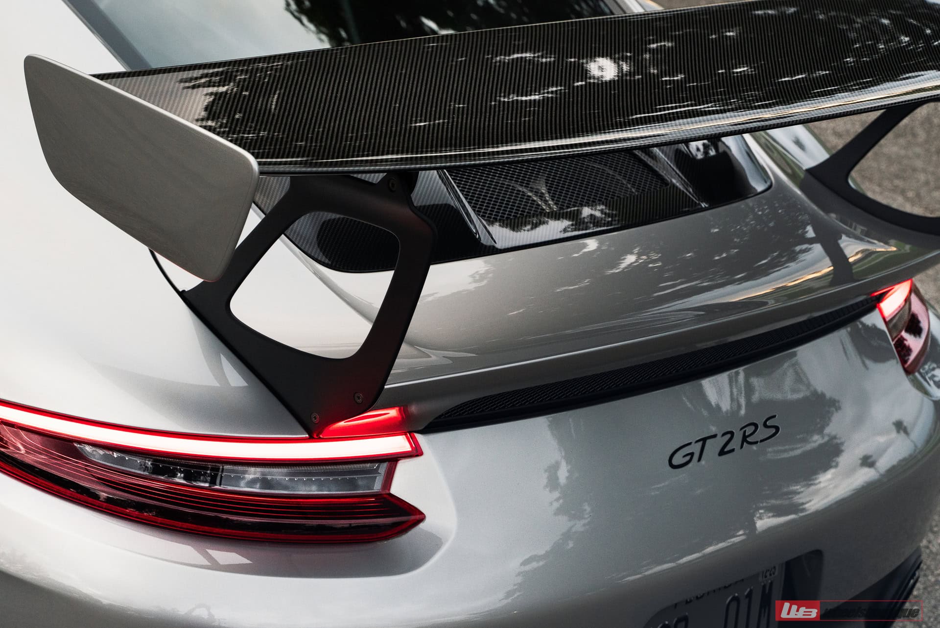Porsche 991 GT2 RS | GT Silver | on AN10 + AN10 AEROSport | Polished Clear