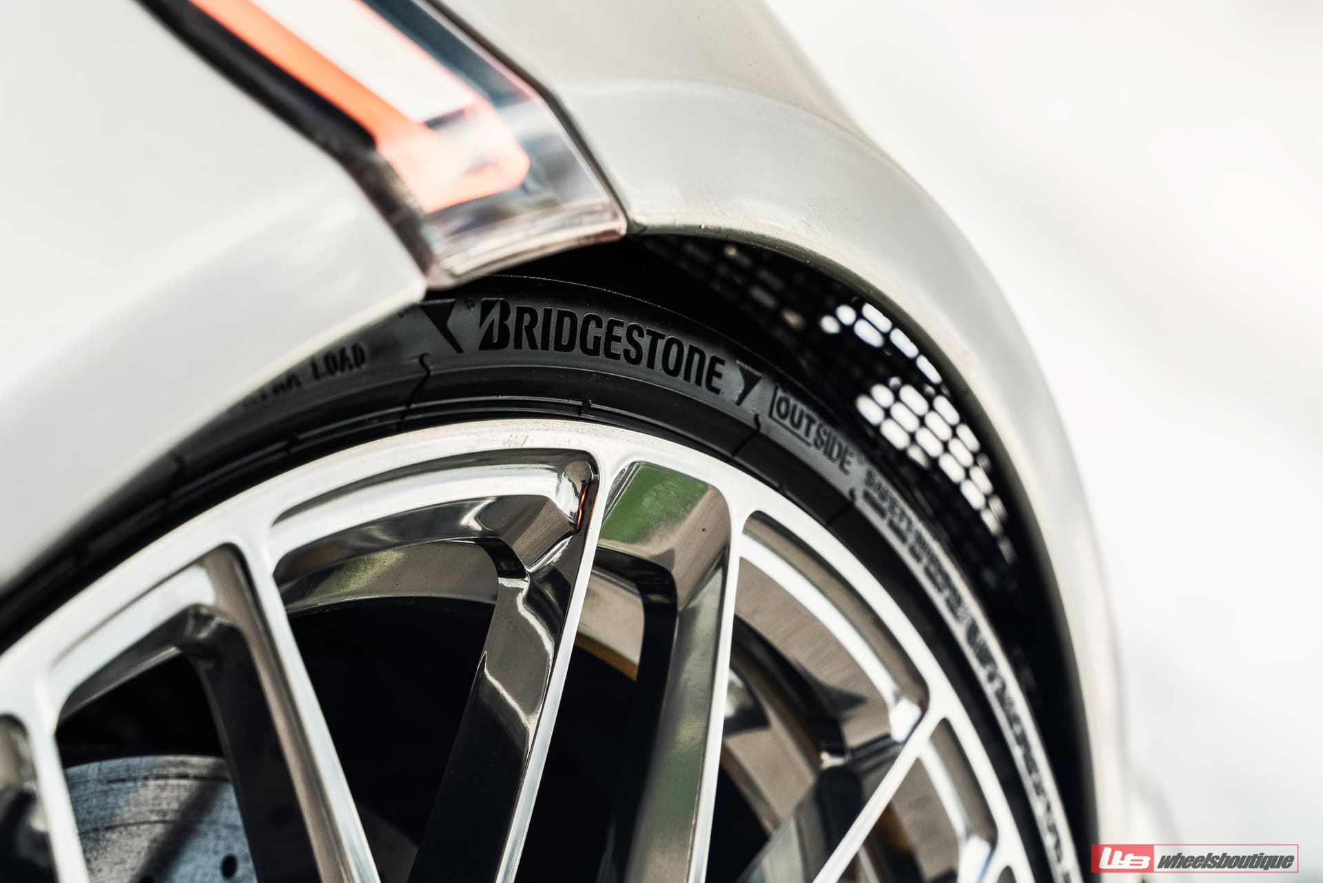 Porsche 991 GT2 RS | GT Silver | on AN10 + AN10 AEROSport | Polished Clear