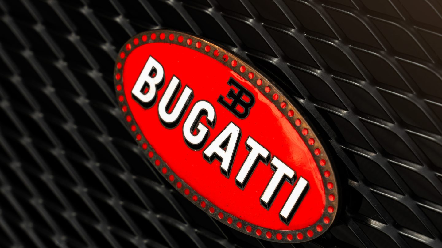 Bugatti Veyron on ANRKY AN10 + AEROSPORT