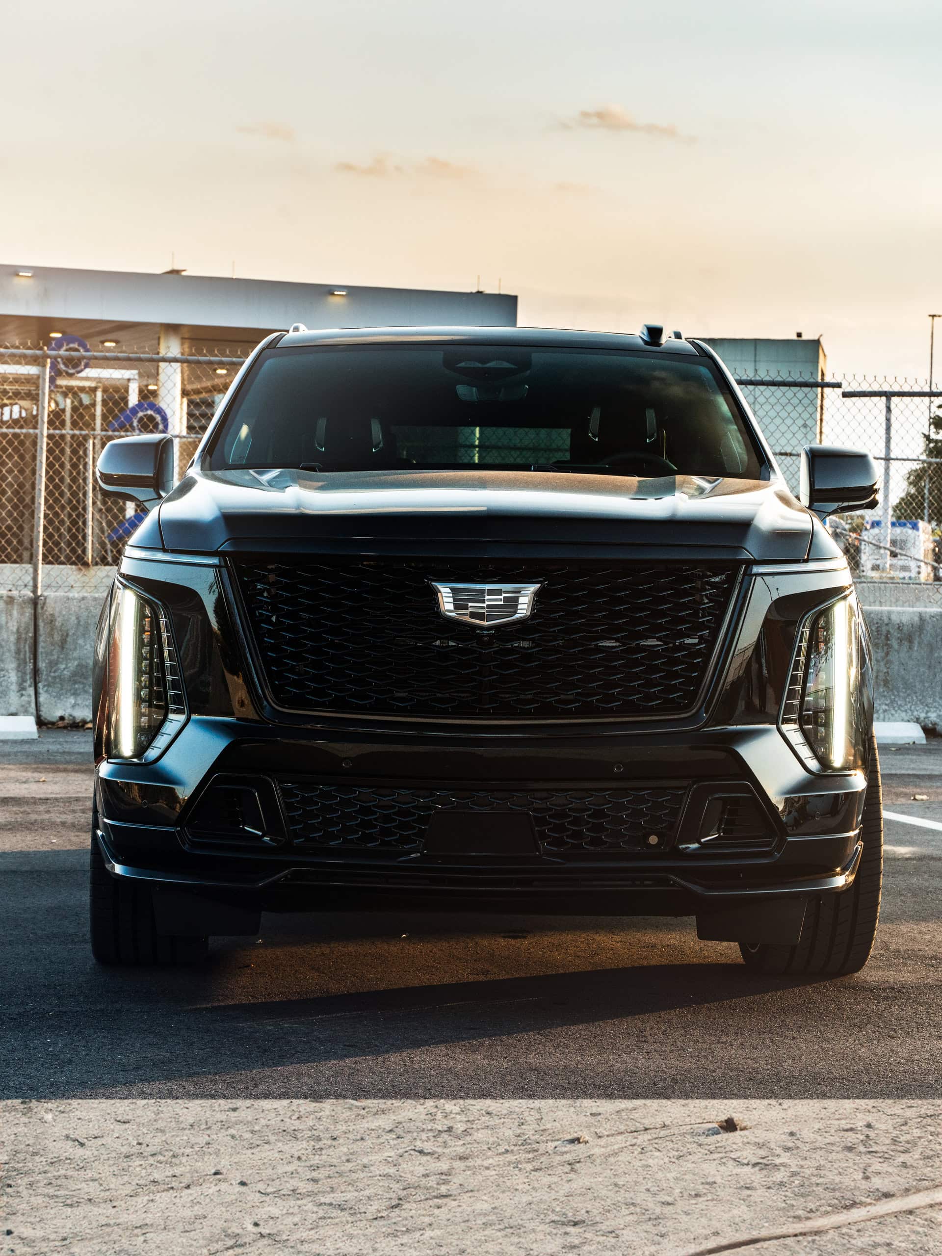 Cadillac Escalade | Black Raven | on 1886 G007 | Gloss Black