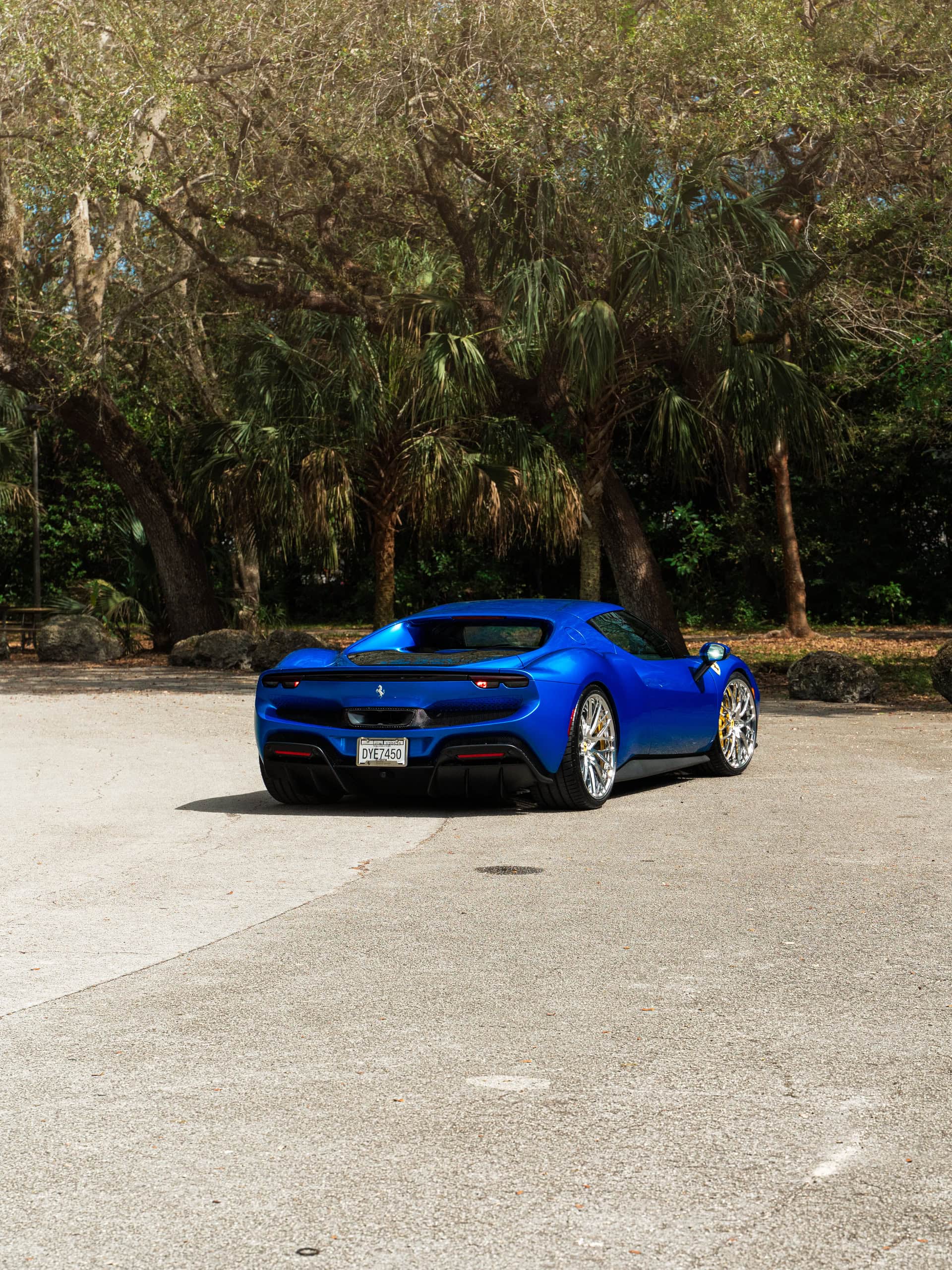 Photo 29 of Ferrari 296 GTB | Blue Corsa | on HRE 520M | Polished Clear