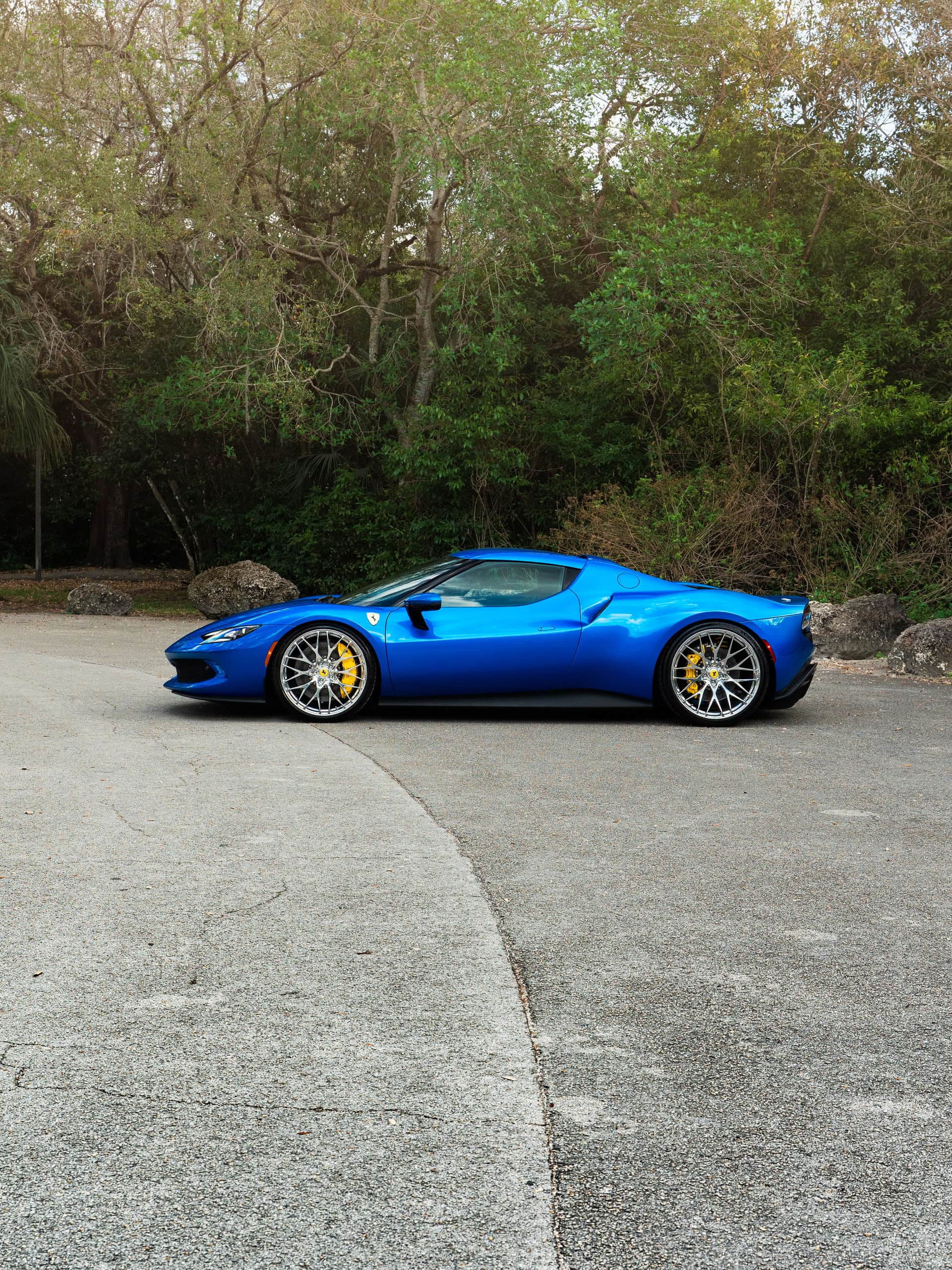 Ferrari 296 GTB | Blue Corsa | on HRE 520M | Polished Clear