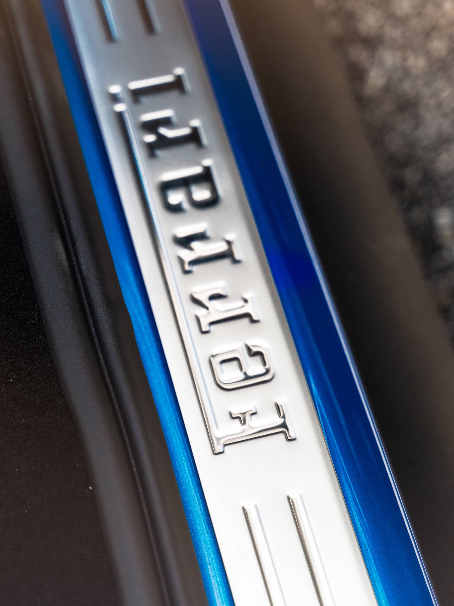 Photo 21 of Ferrari 296 GTB | Blue Corsa | on HRE 520M | Polished Clear
