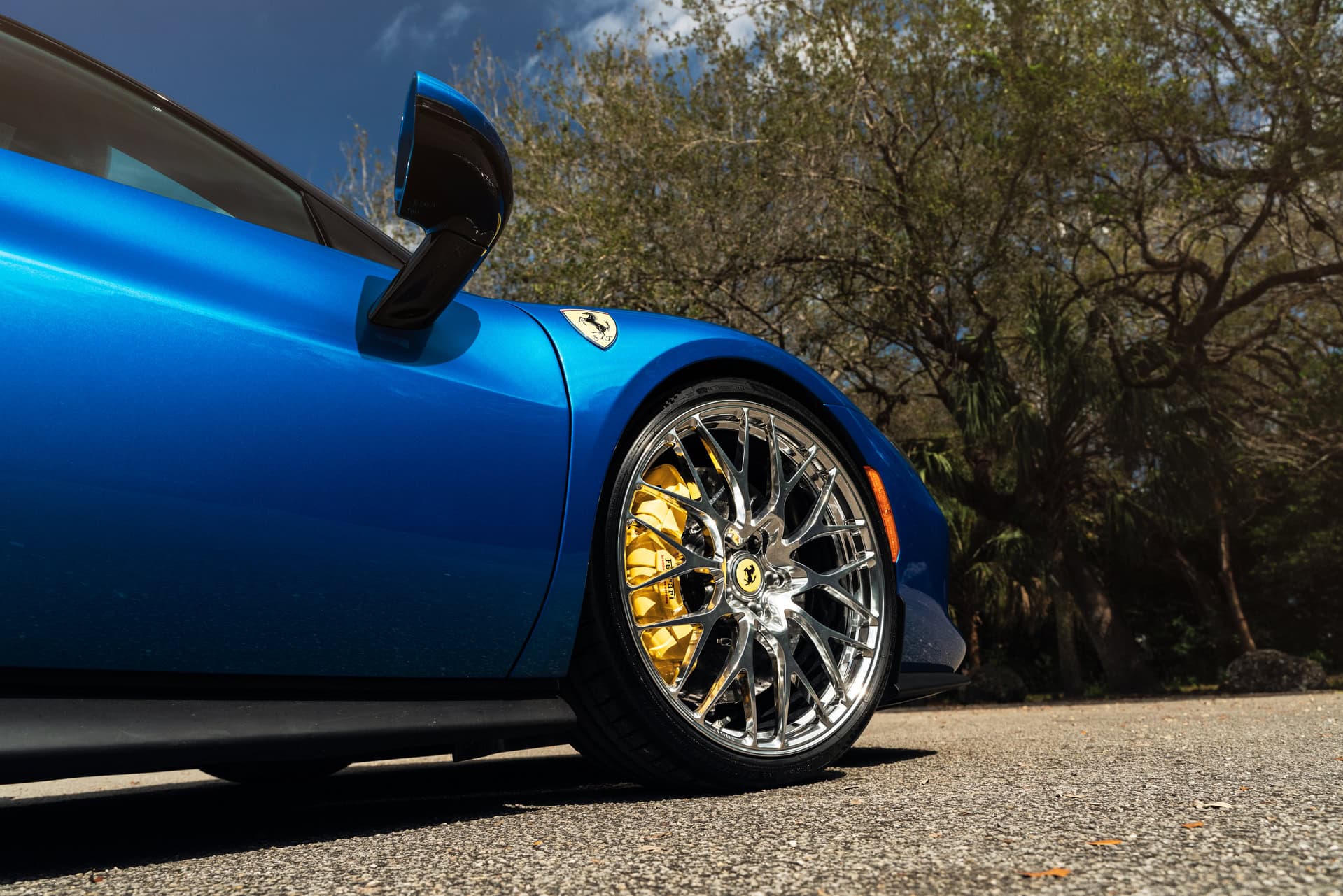 Photo 23 of Ferrari 296 GTB | Blue Corsa | on HRE 520M | Polished Clear