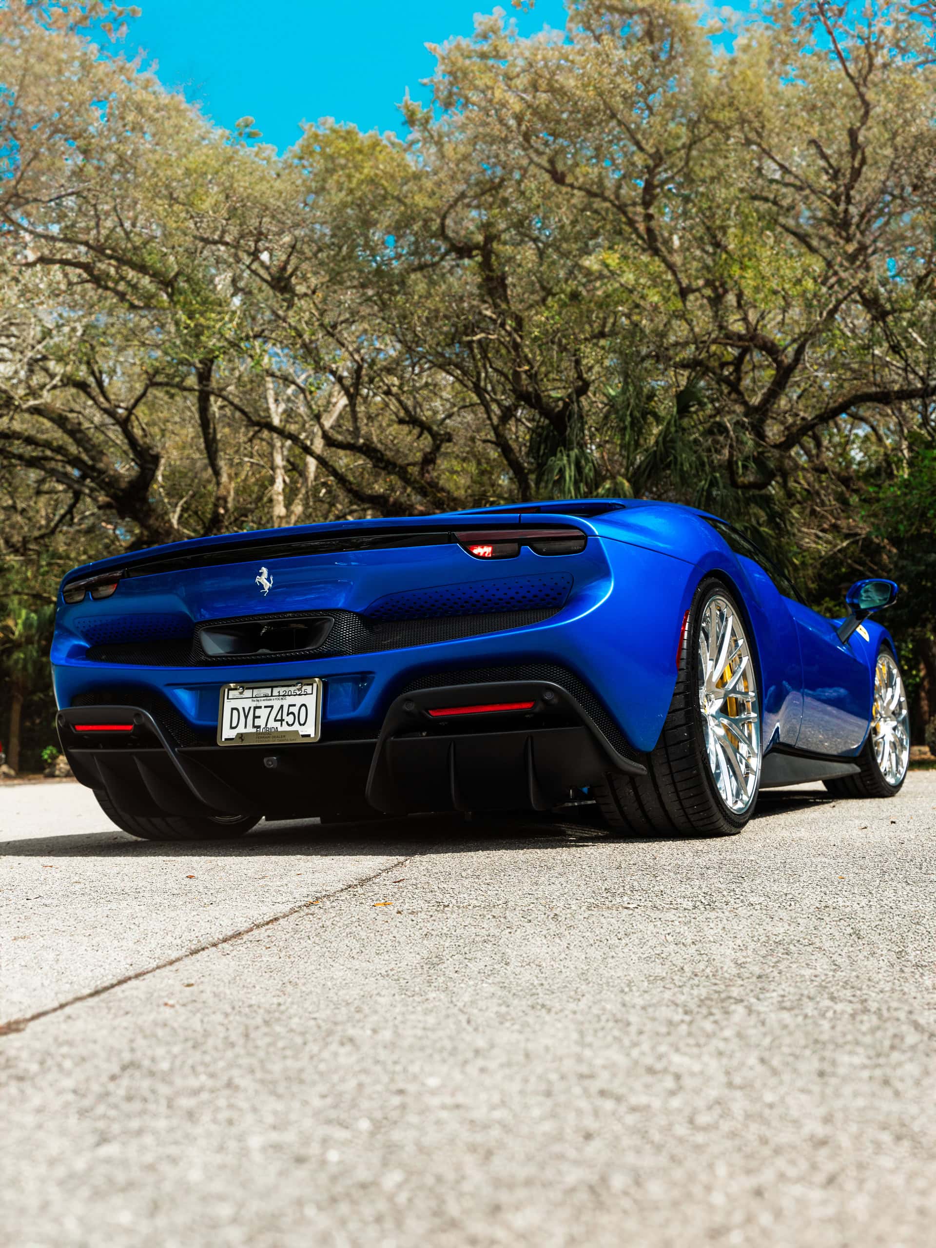 Photo 24 of Ferrari 296 GTB | Blue Corsa | on HRE 520M | Polished Clear