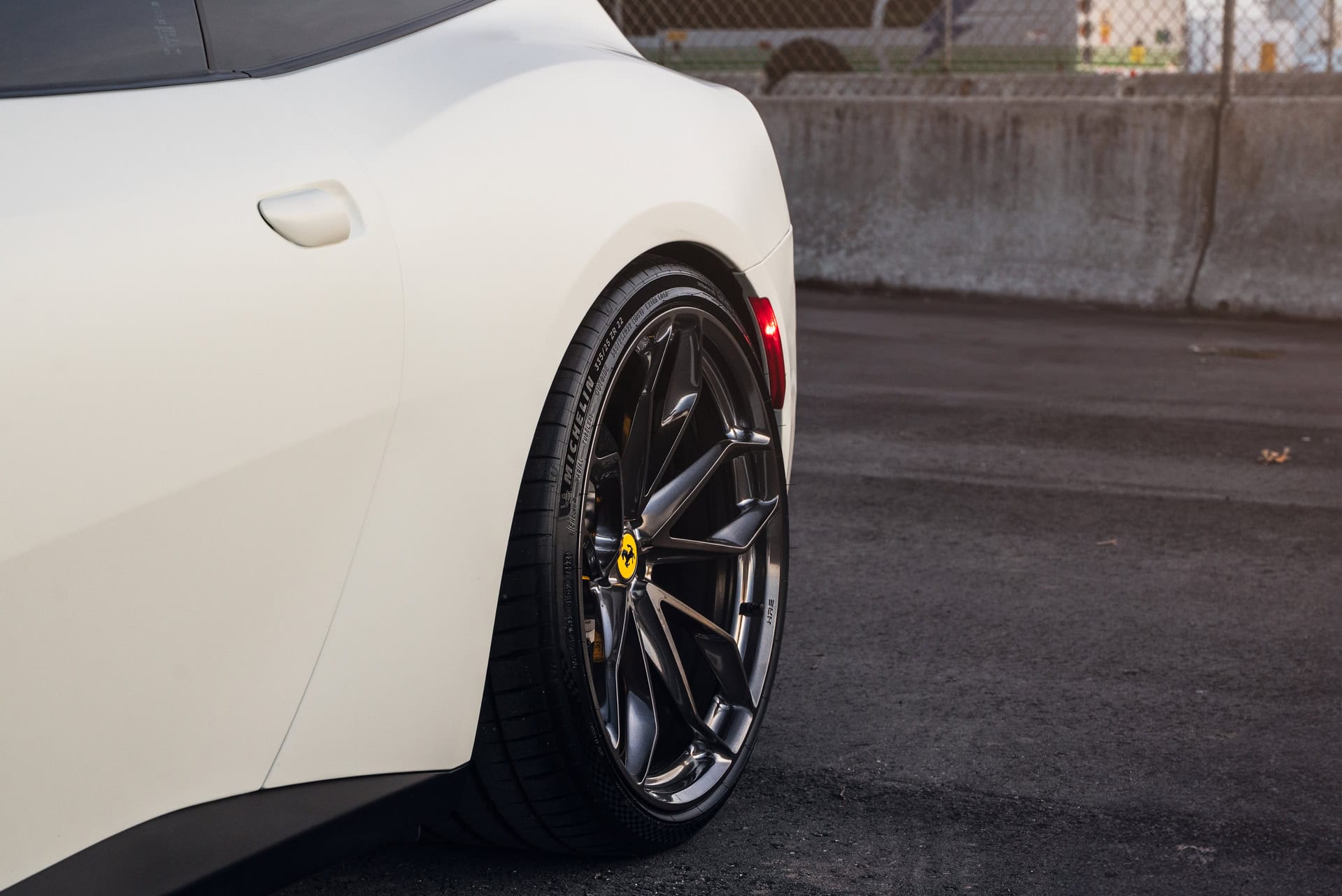Photo 22 of Ferrari GTC4 Lusso on HRE P201