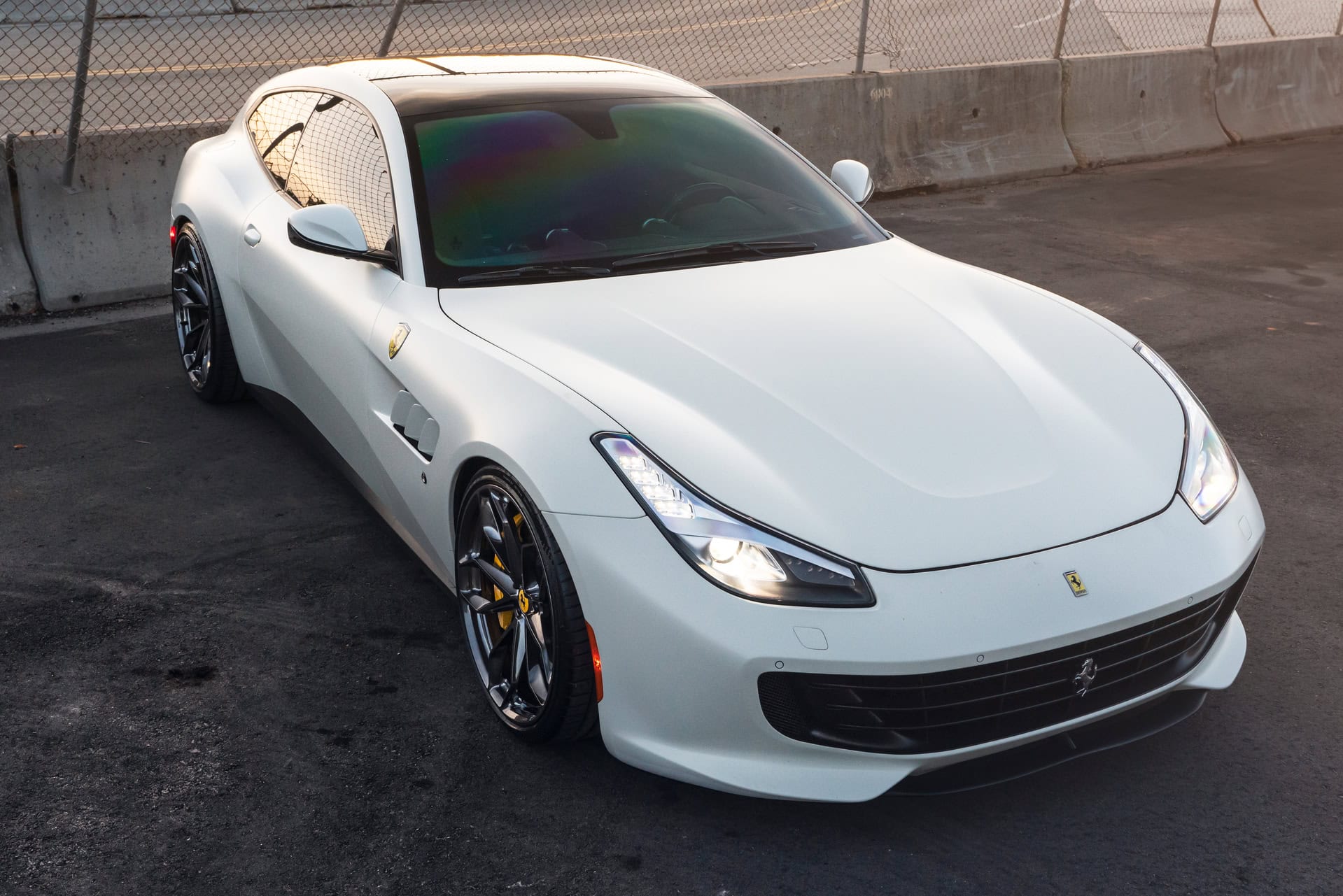 Photo 23 of Ferrari GTC4 Lusso on HRE P201