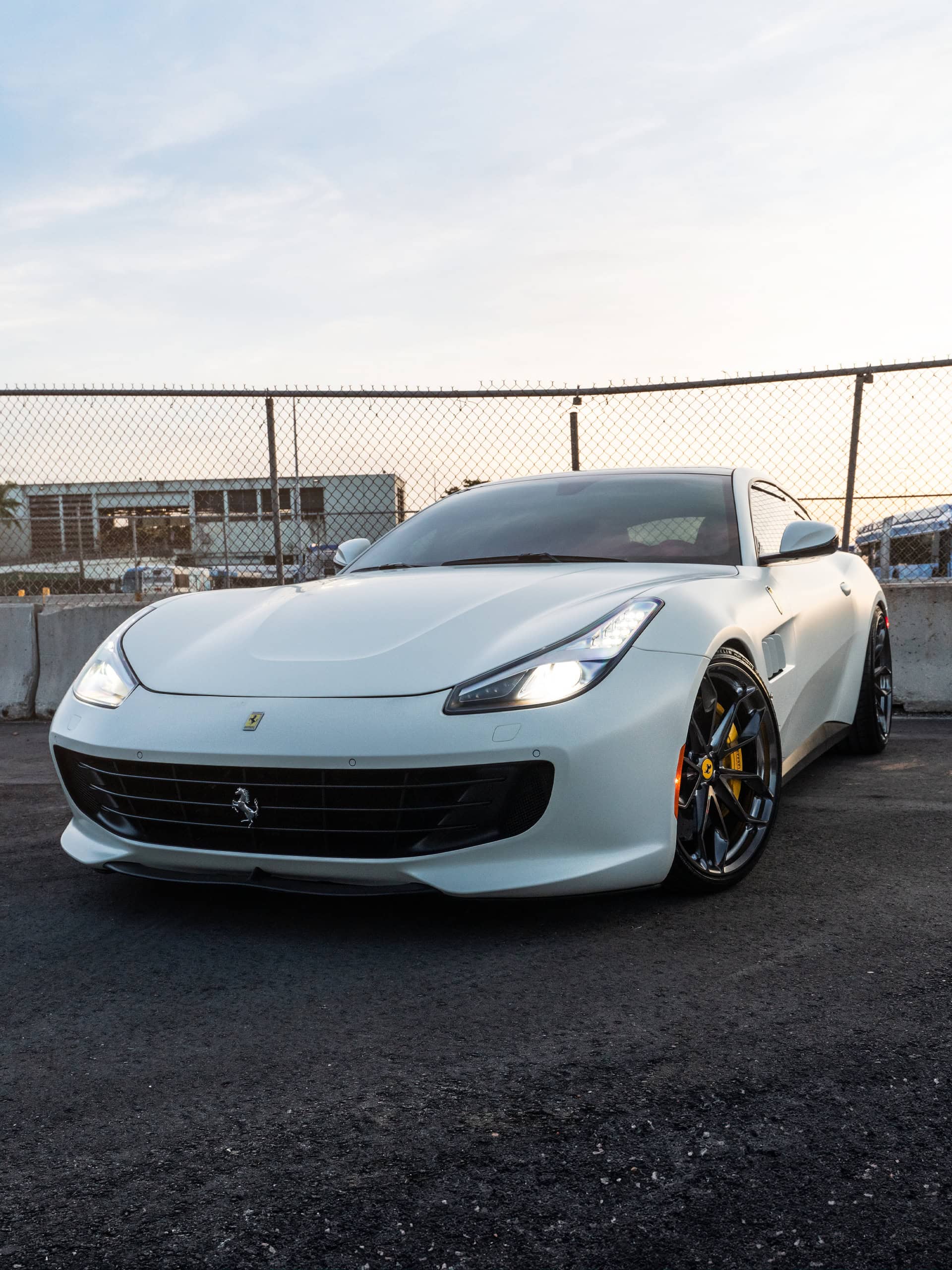 Ferrari GTC4 Lusso on HRE P201