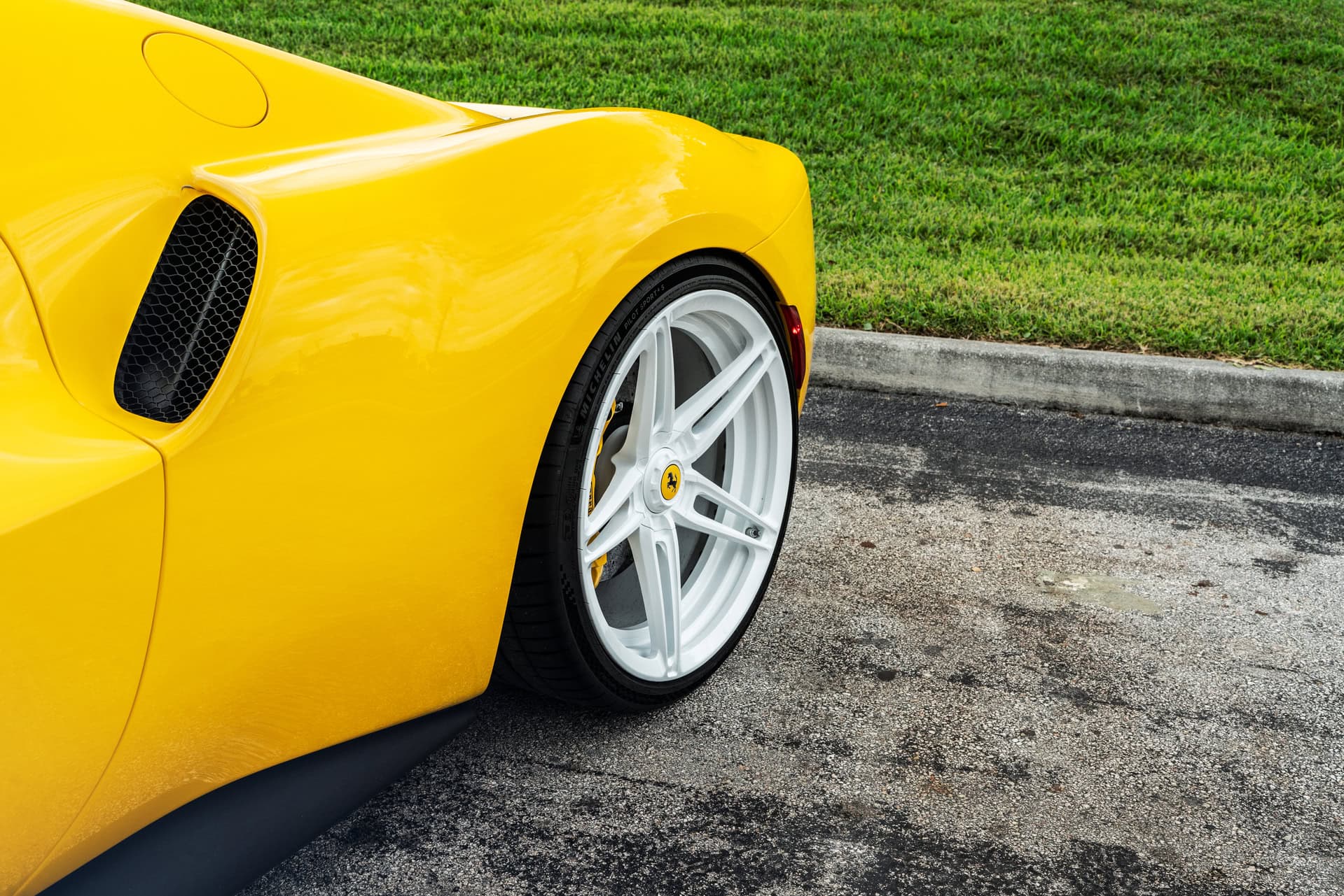 Photo 31 of Ferrari 296 GTB | Giallo Modena | on ANRKY AN27 | Gloss White