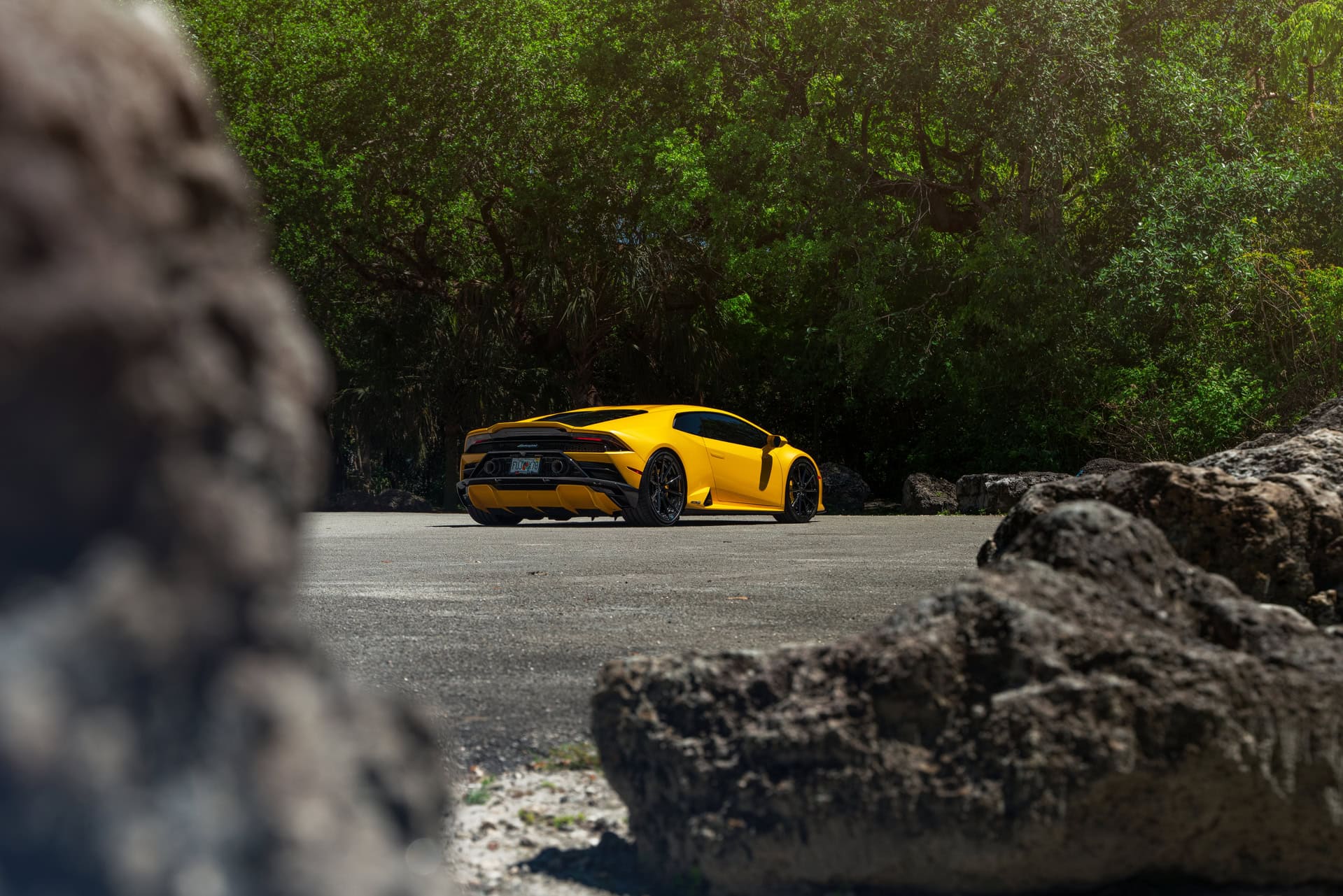 Photo 31 of Lamborghini Huracan Evo | | on ANRKY AN28 | Gloss Black