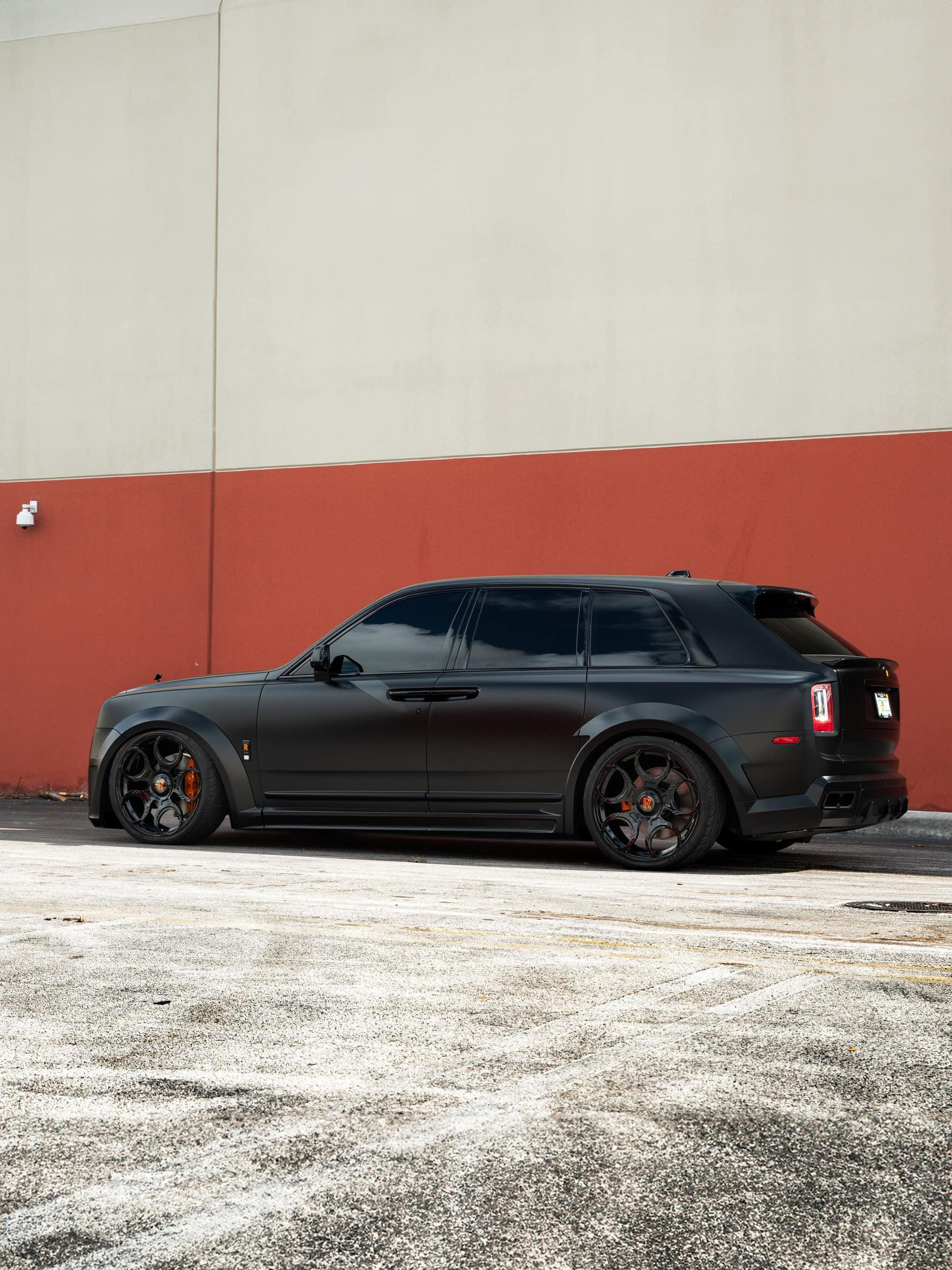 Novitec Cullinan | Diamond Black  | on Avant Garde AGL46 | Gloss Black