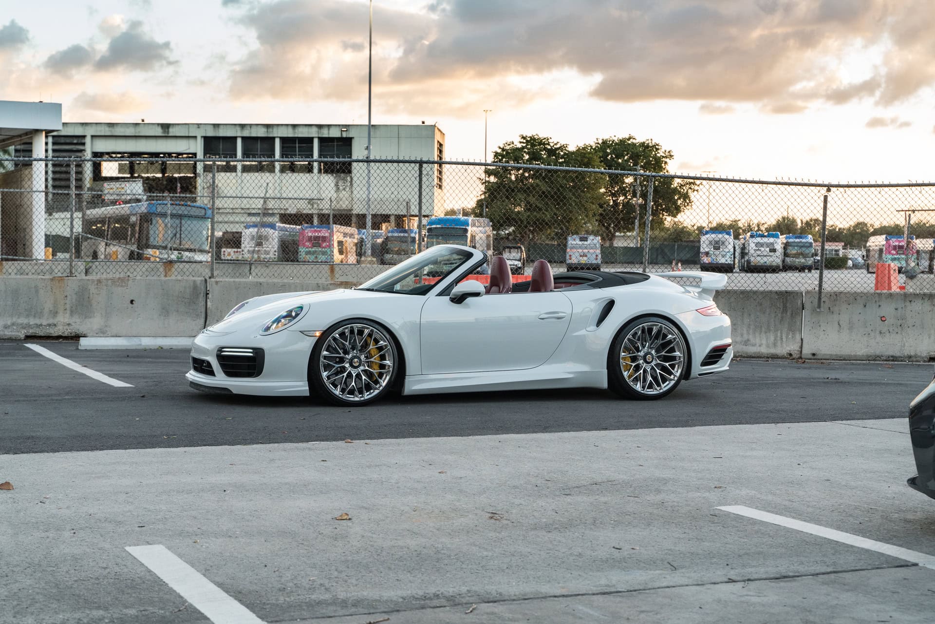 Porsche 991 Turbo S | Carerra White | on HRE P200 | Polished Clear
