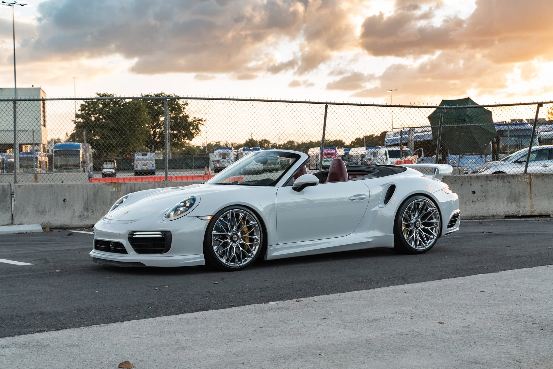 Porsche 991 Turbo S | Carerra White | on HRE P200 | Polished Clear