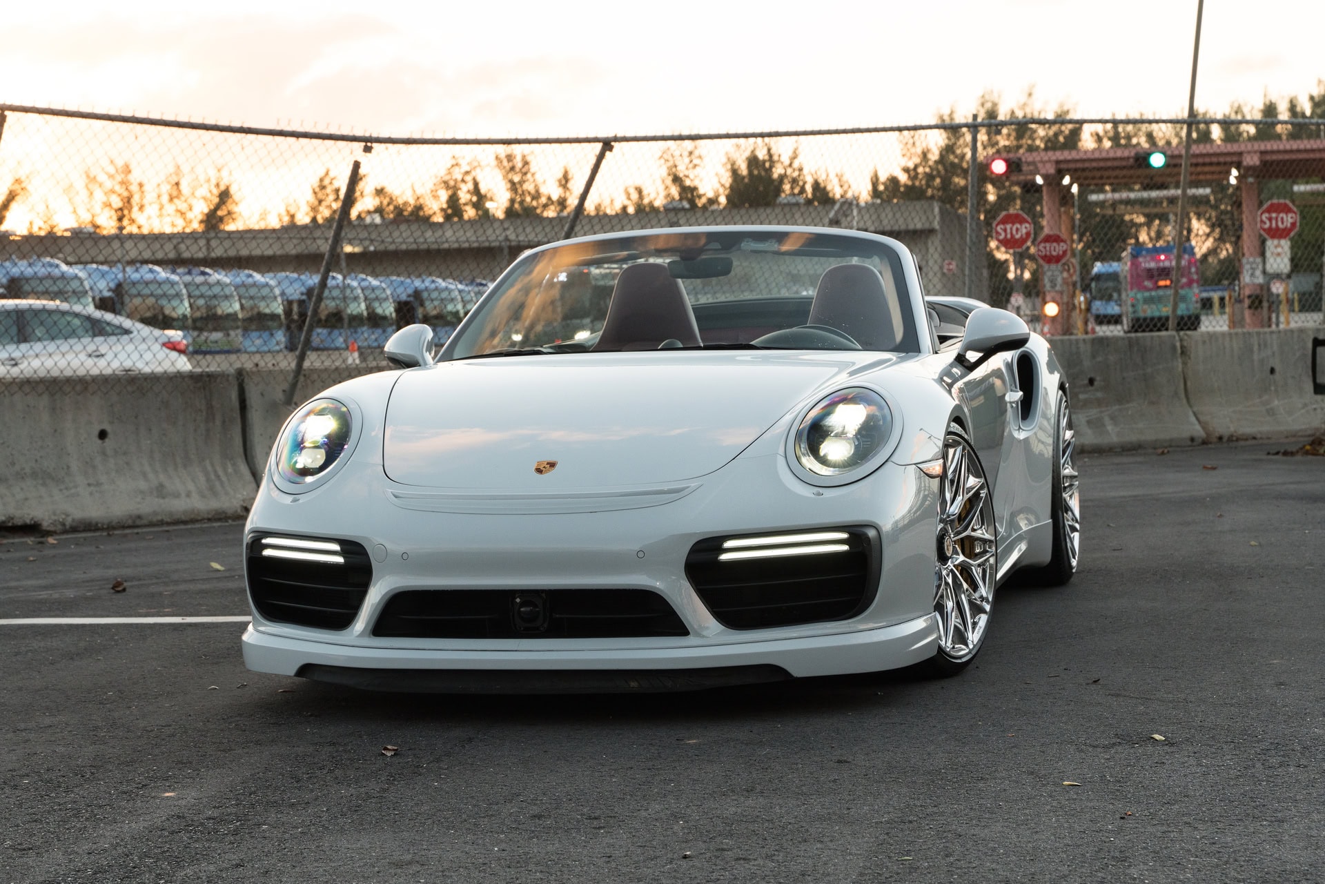 Porsche 991 Turbo S | Carerra White | on HRE P200 | Polished Clear