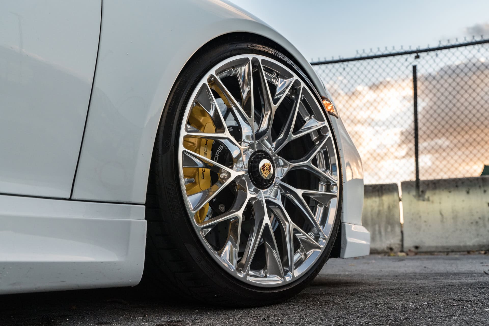 Porsche 991 Turbo S | Carerra White | on HRE P200 | Polished Clear
