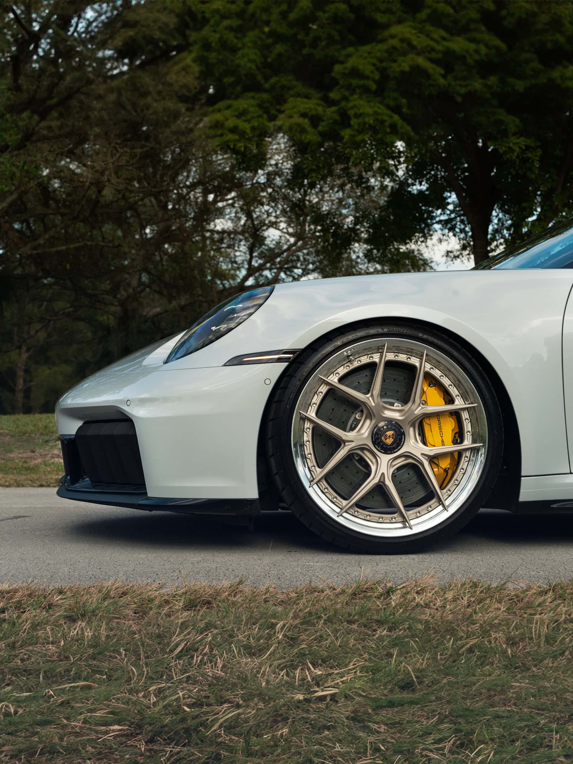 Porsche 992.2 GTS | Ice Gray Metallic | on HRE S101SC | Satin White Gold
