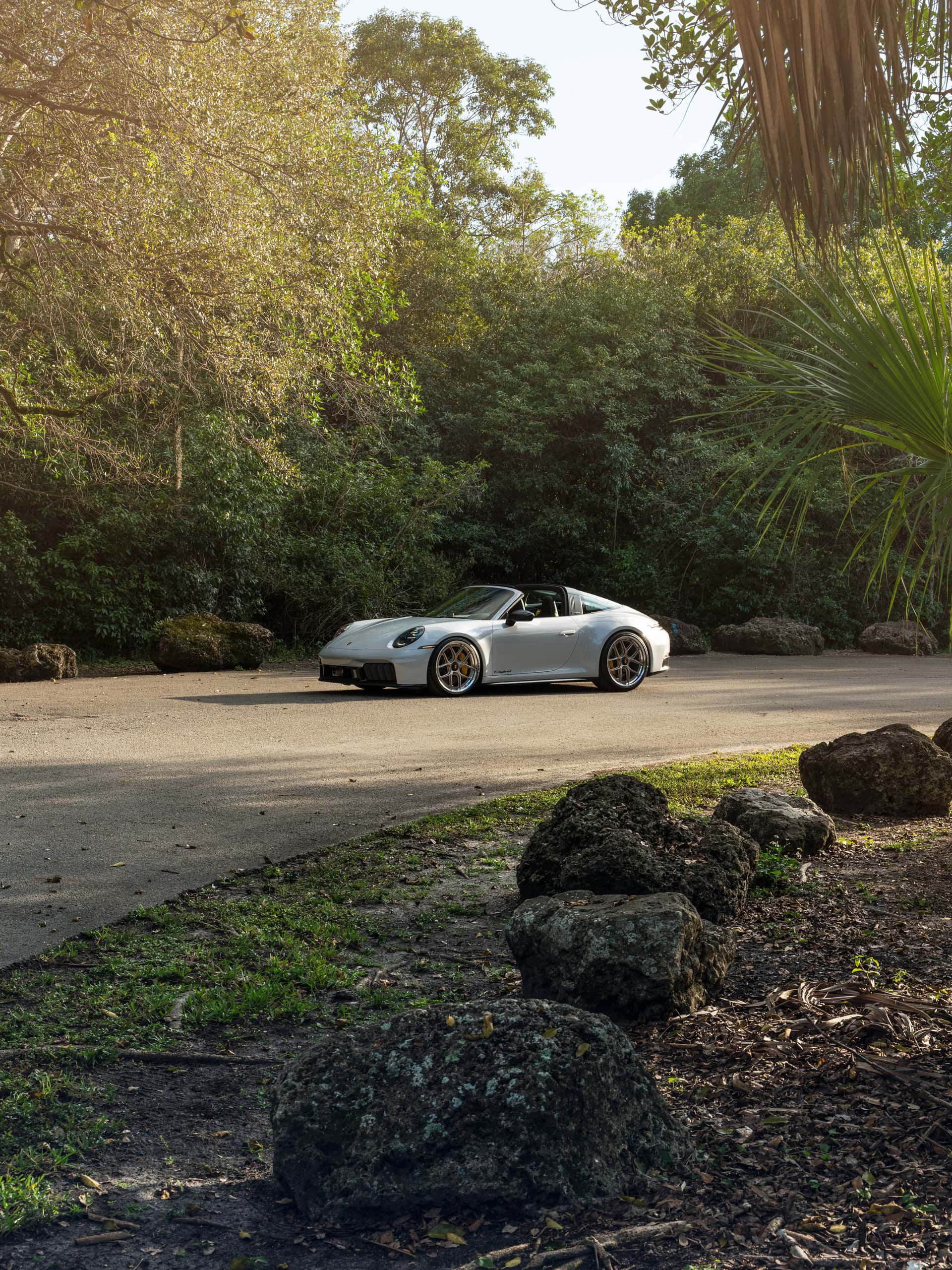 Porsche 992.2 GTS | Ice Gray Metallic | on HRE S101SC | Satin White Gold