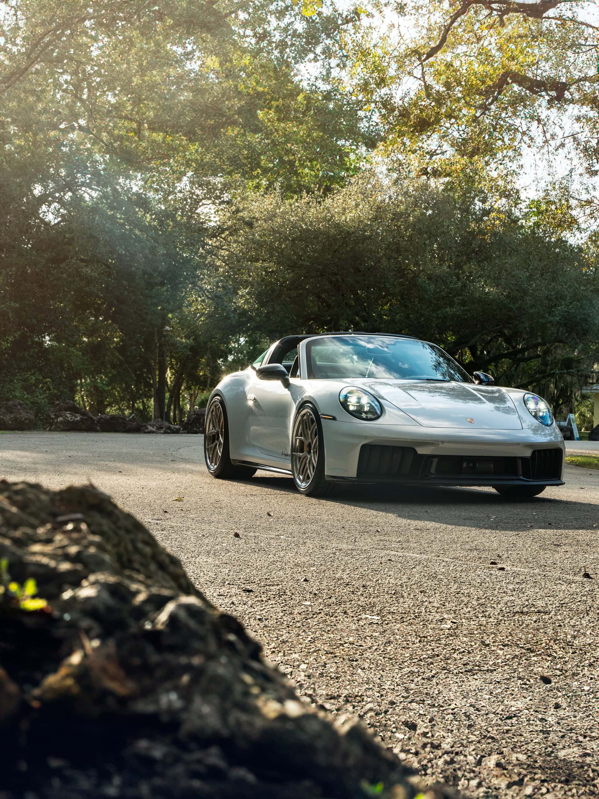 Porsche 992.2 GTS | Ice Gray Metallic | on HRE S101SC | Satin White Gold