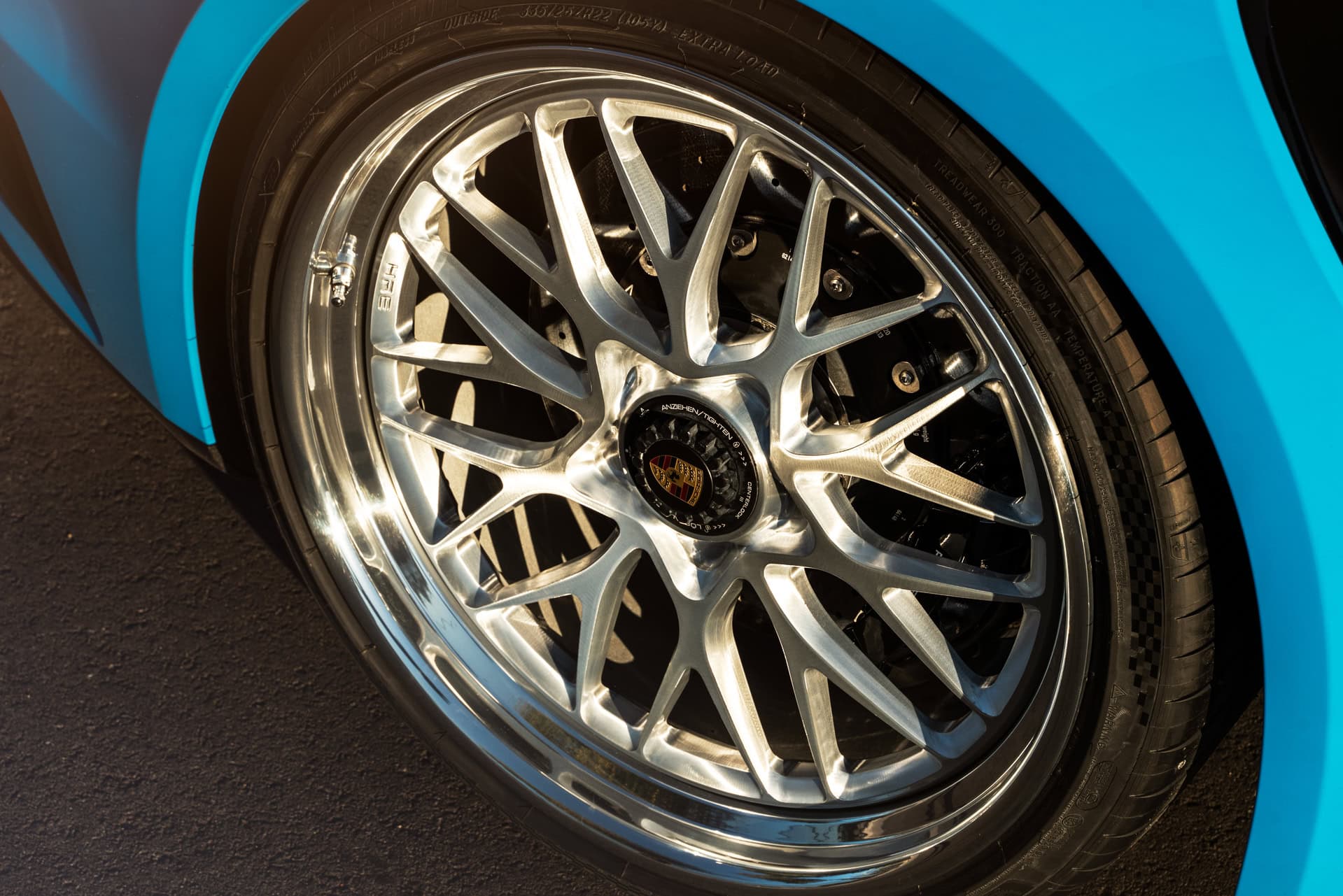 Porsche 992.1 Turbo S | Riviera Blue| on HRE 520 FMR | Brushed Clear