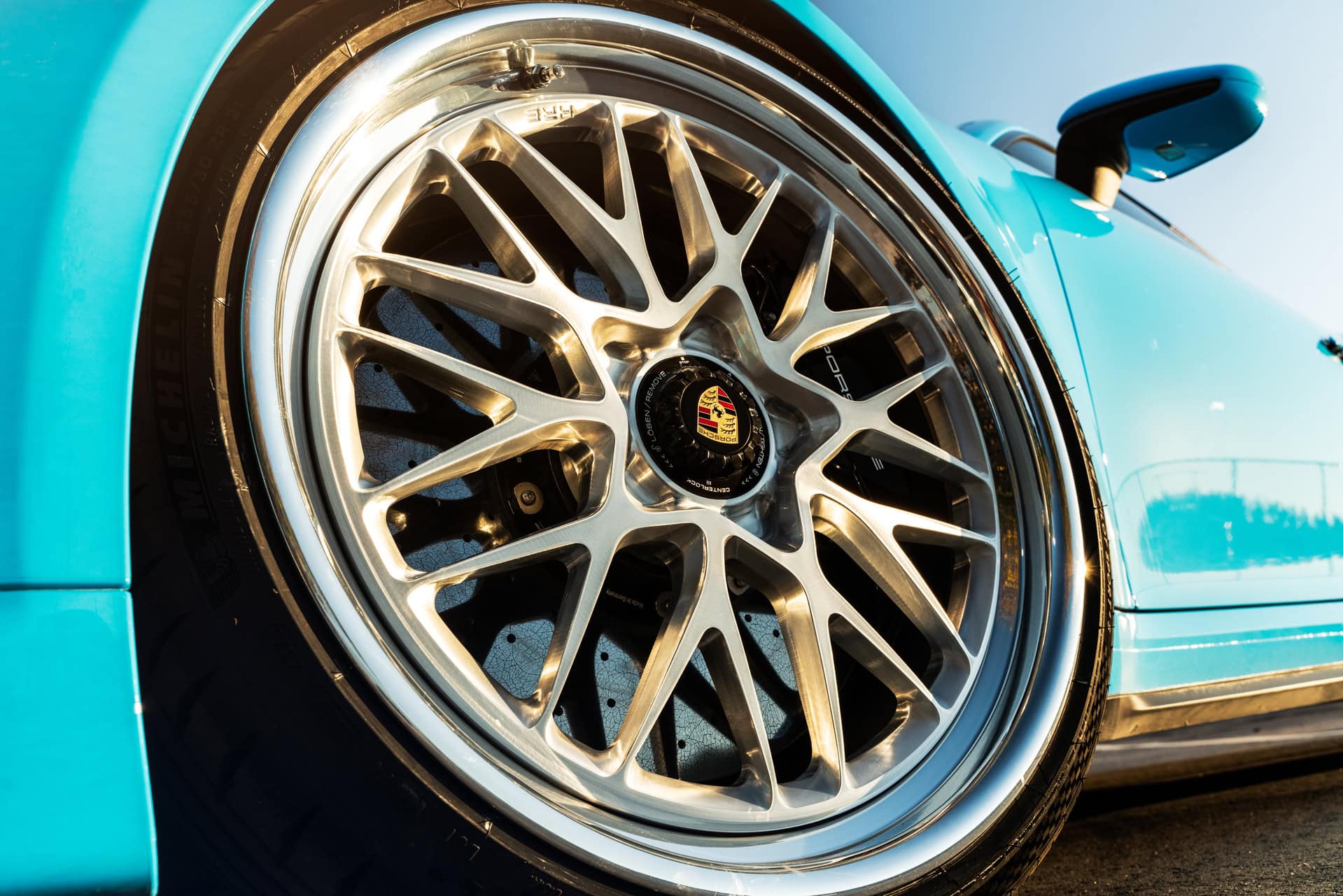 Porsche 992.1 Turbo S | Riviera Blue| on HRE 520 FMR | Brushed Clear
