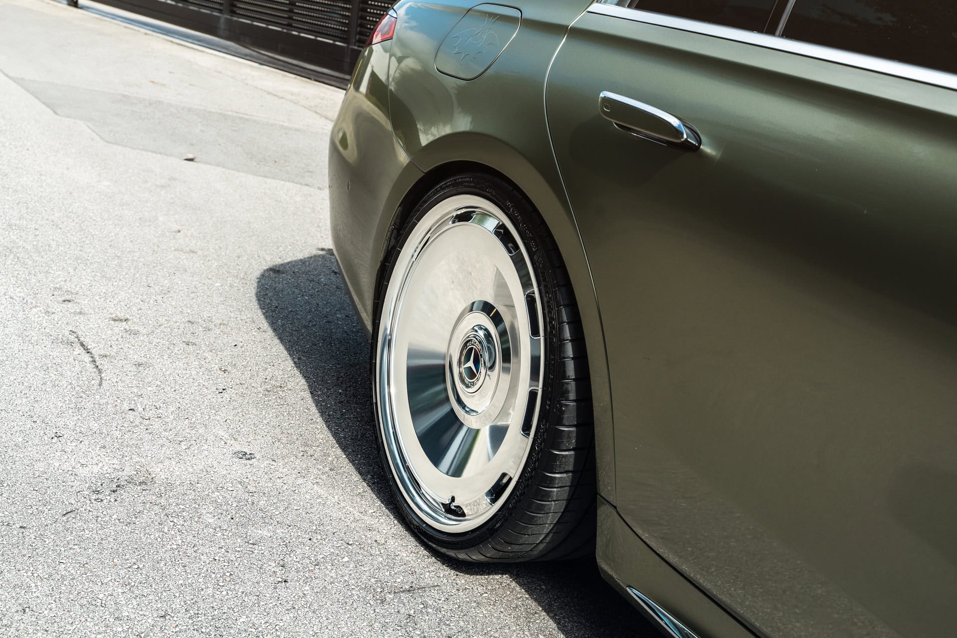 Merecedes Benz W223 S580 | on Avant Garde  AGL93 | Polished Clear