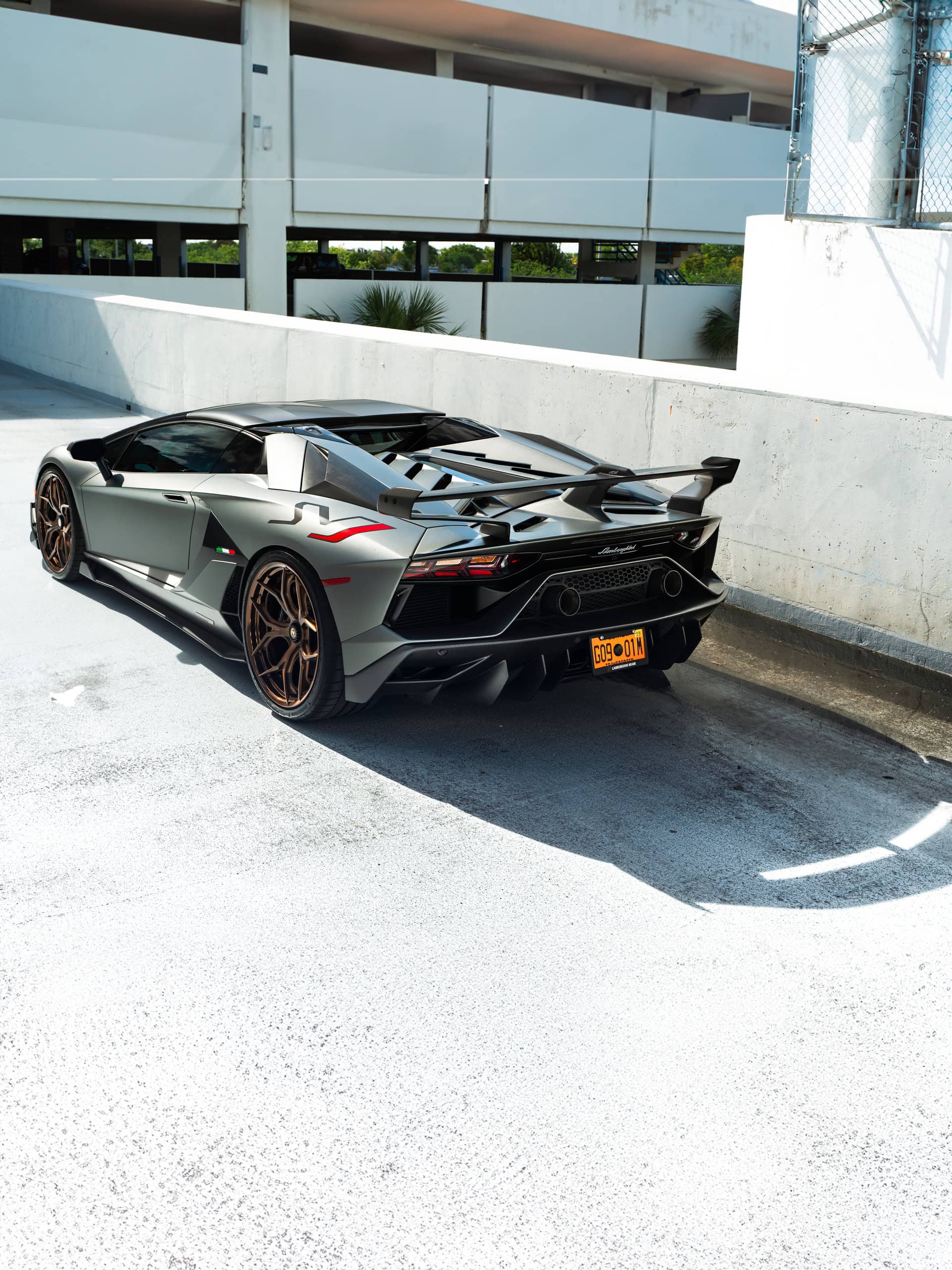 Photo 35 of Lamborghini Aventador SVJ Roadster | | on HRE S111SC | Polished Frozen Bronze