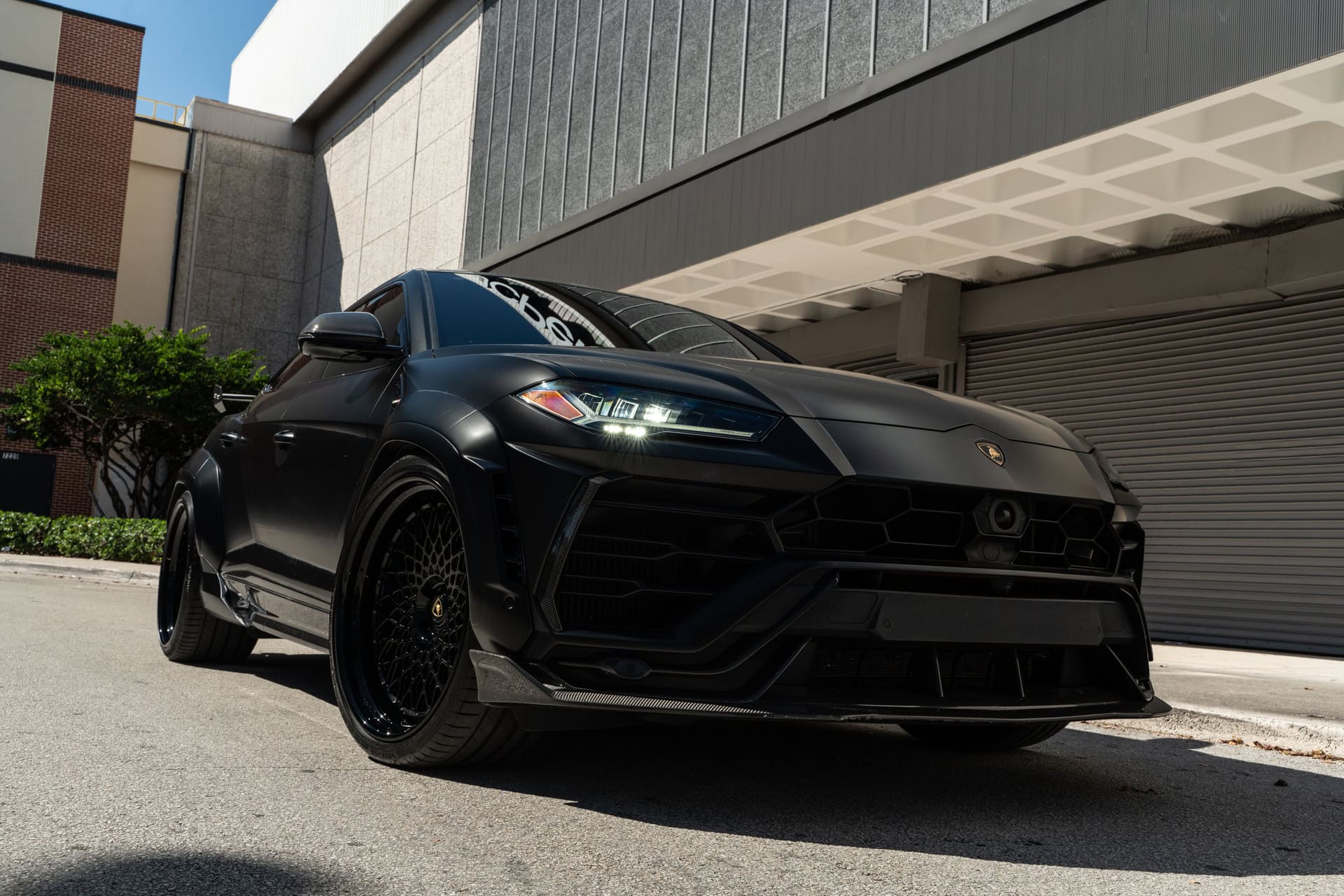 1016 Industries: Urus | Nero Noctis | on 1886 S009 | Satin Black