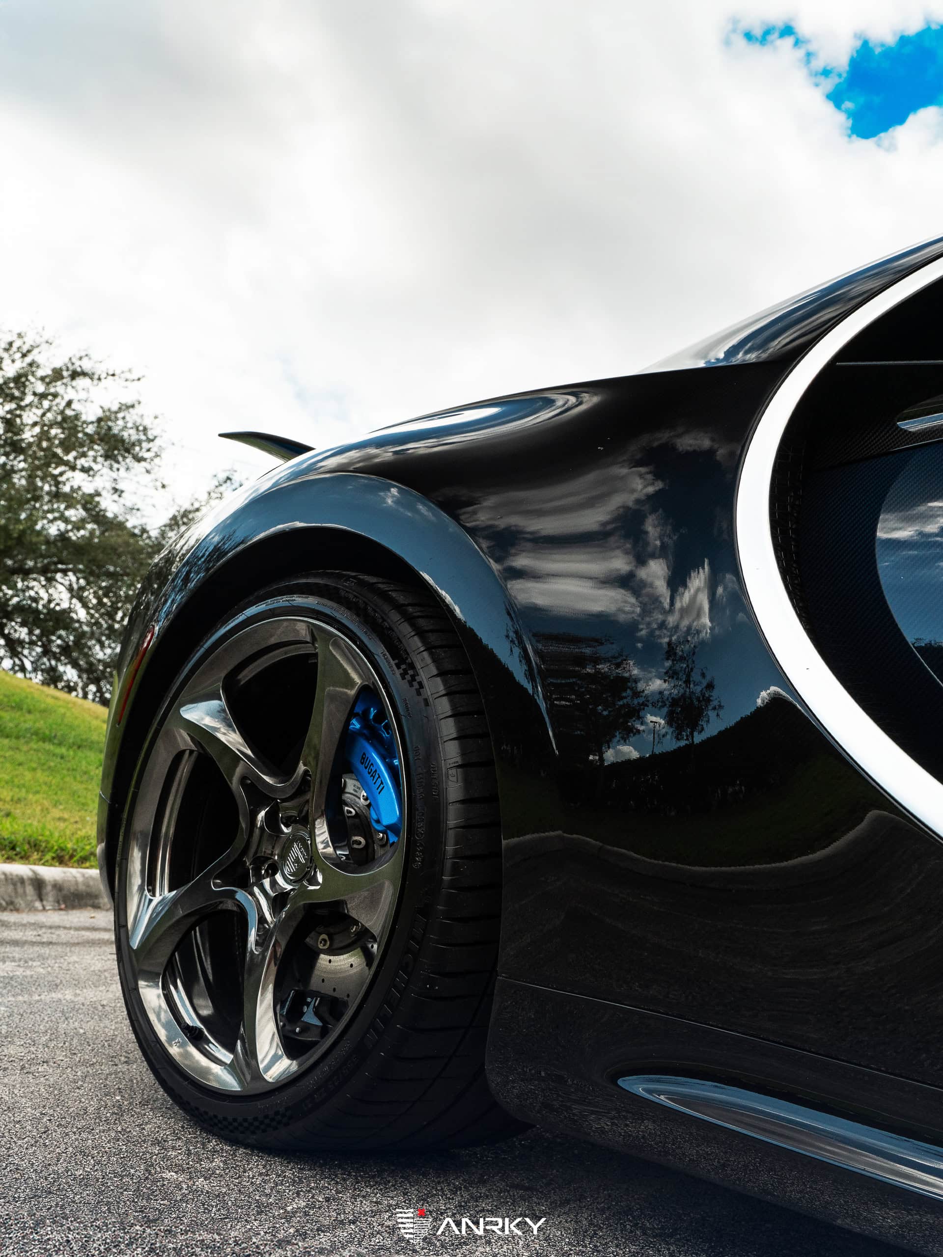 Bugatti Chiron | on ANRKY XR-105 | Mirror Polished Smoke