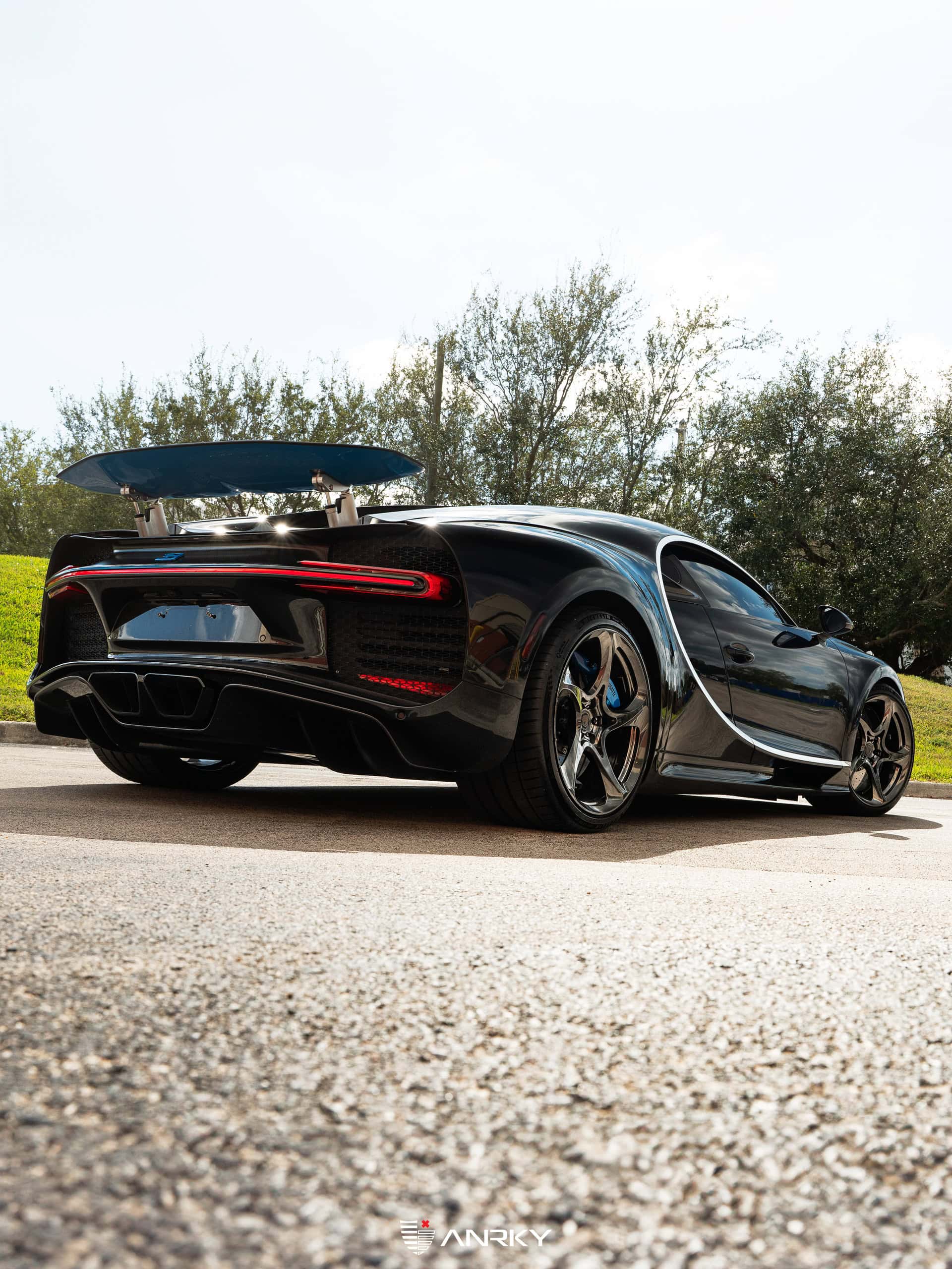 Bugatti Chiron | on ANRKY XR-105 | Mirror Polished Smoke