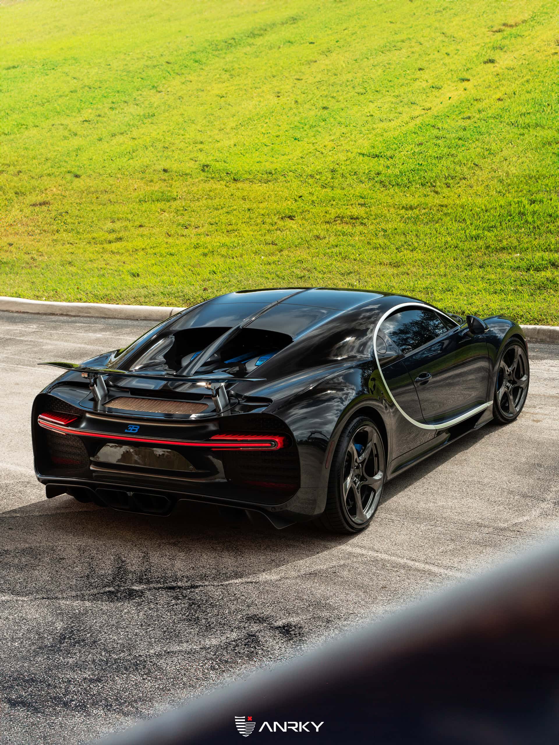 Bugatti Chiron | on ANRKY XR-105 | Mirror Polished Smoke