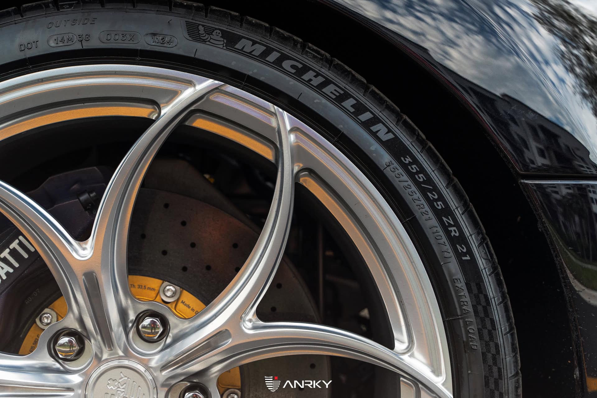 Photo 25 of Bugatti Veyron | on ANRKY S1-X0 | Frozen Polished Clear