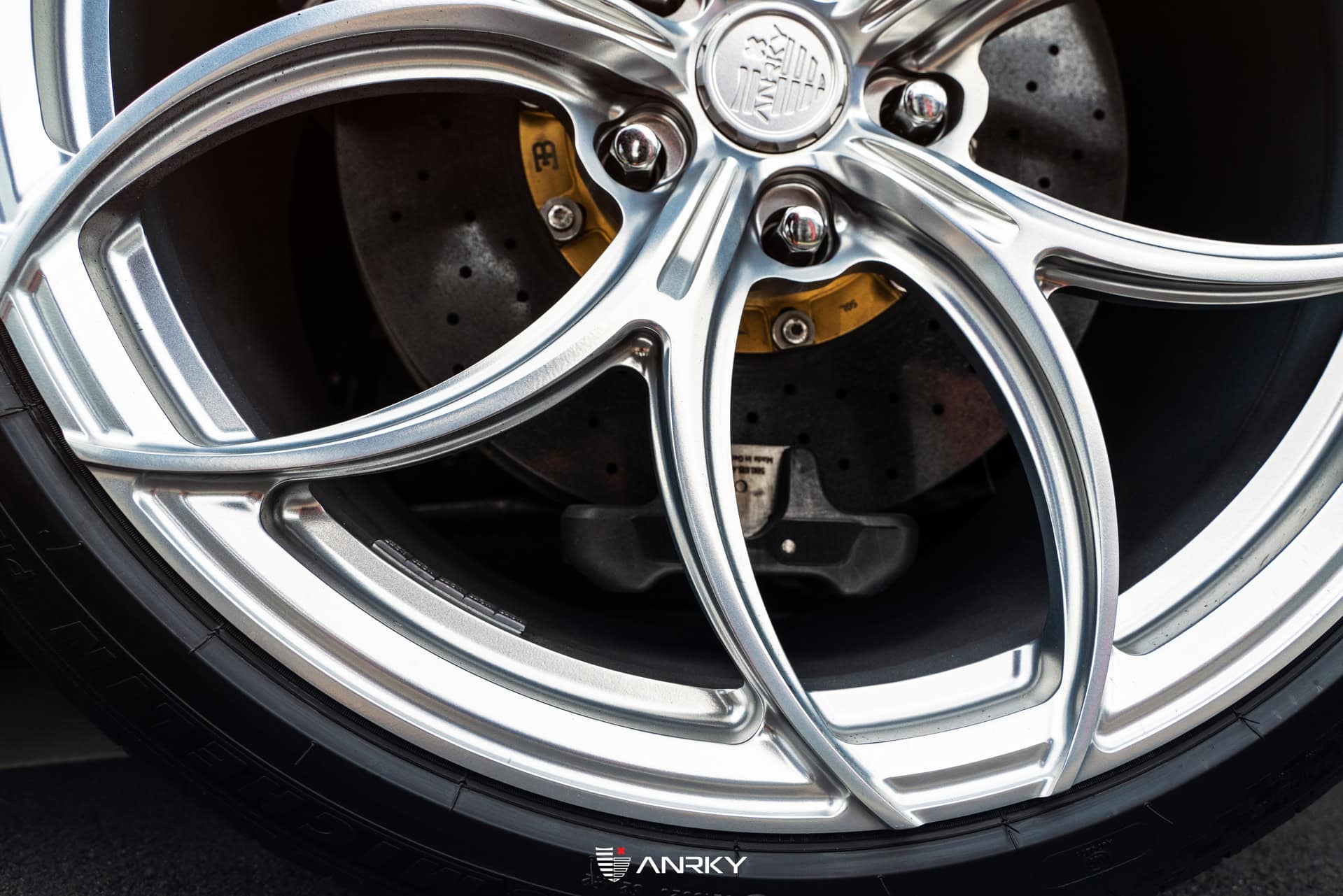 Photo 27 of Bugatti Veyron | on ANRKY S1-X0 | Frozen Polished Clear