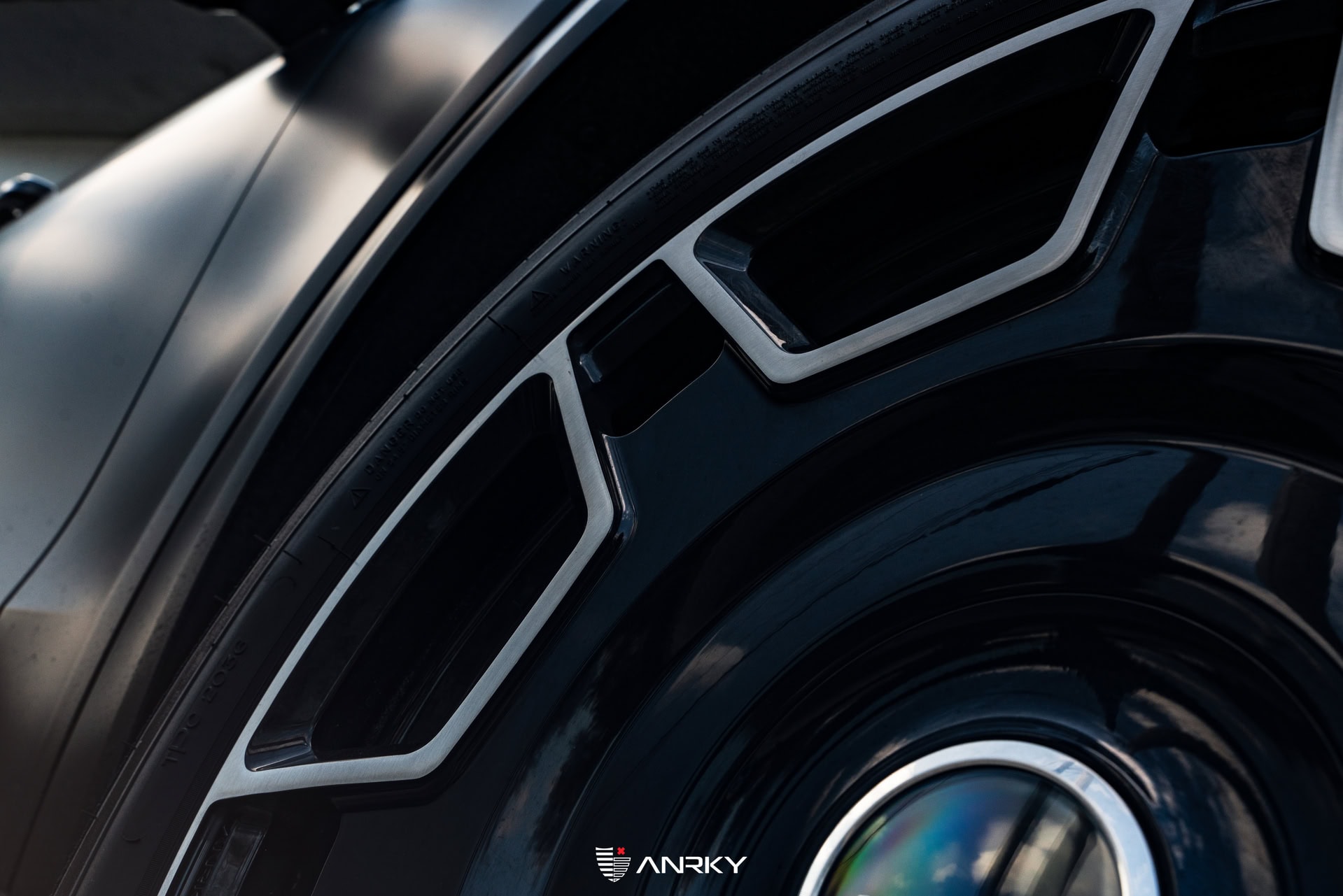 Cadillac Escalade iQ  | | on ANRKY RF-77 | Two Tone: Gloss Black Face + Brushed Windows 