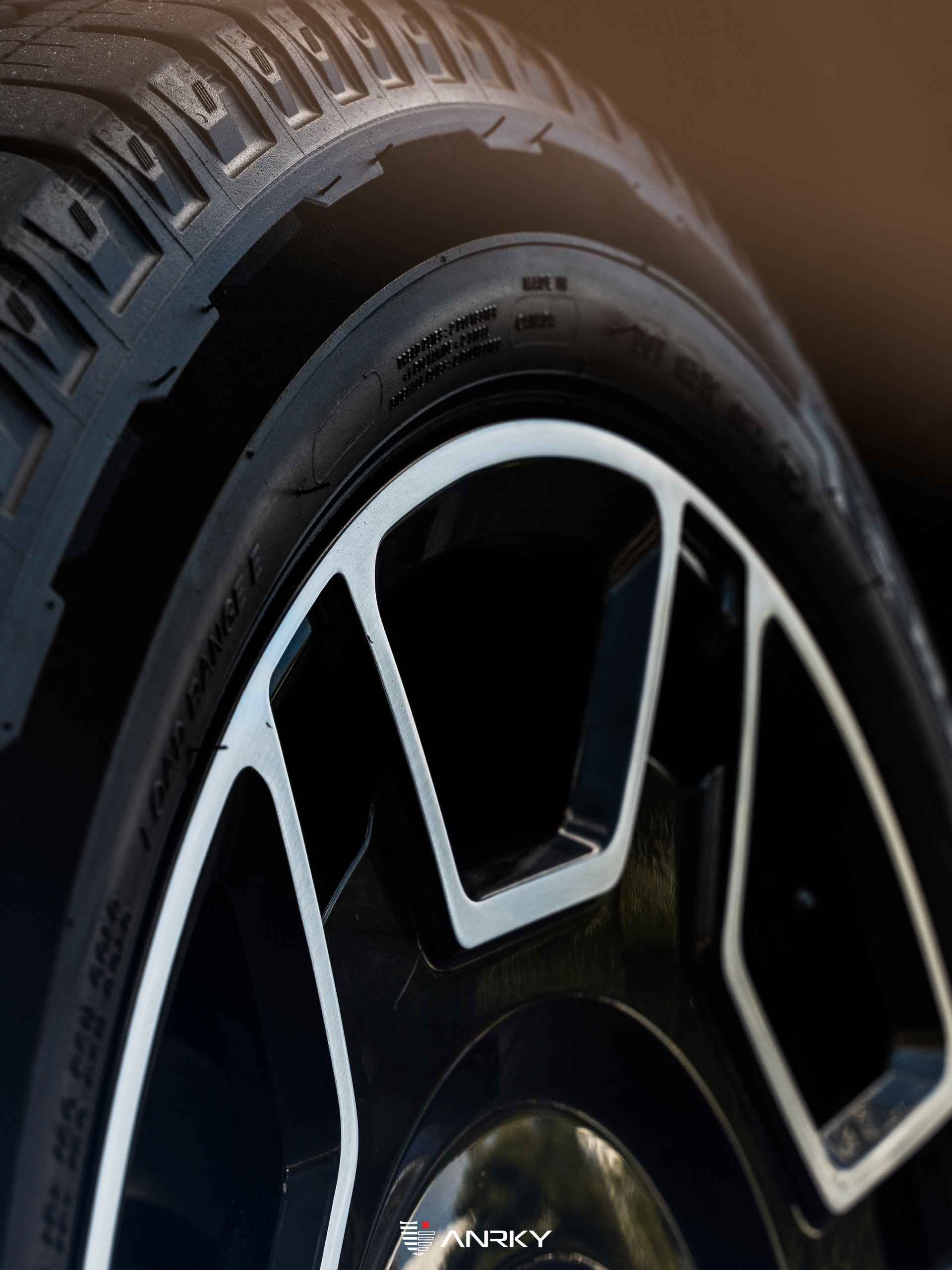 Cadillac Escalade iQ  | | on ANRKY RF-77 | Two Tone: Gloss Black Face + Brushed Windows 