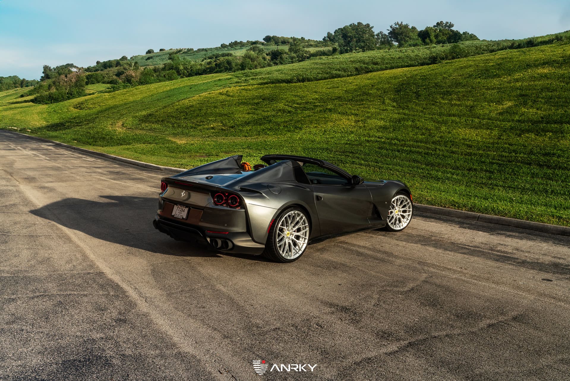 Ferrari 812 | Grigio Silver Stone | on ANRKY AN20 | Brushed Clear