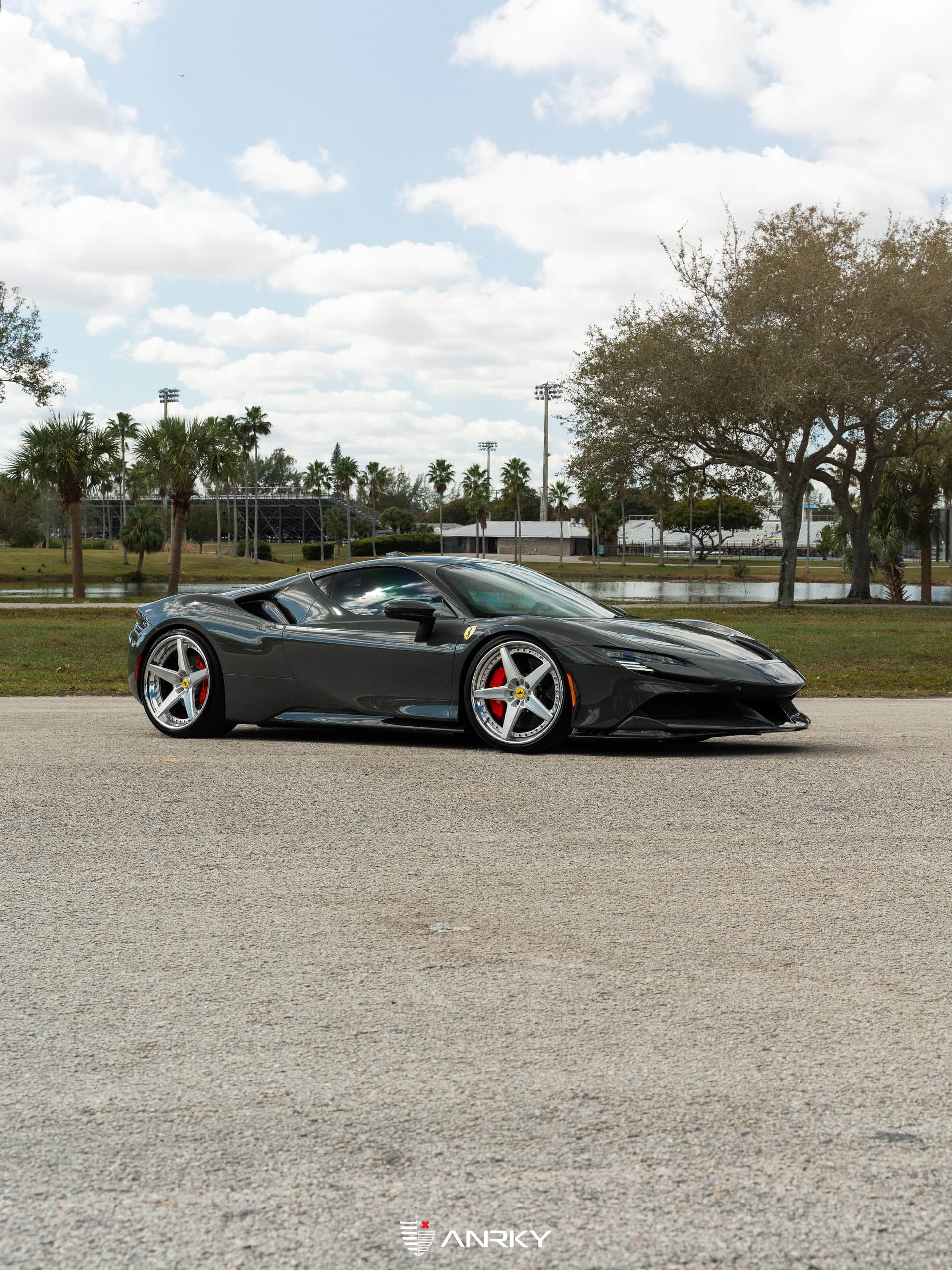 Ferrari SF90 Stradale | Grigio Medio | ANRKY RS5.3 | Brushed Clear