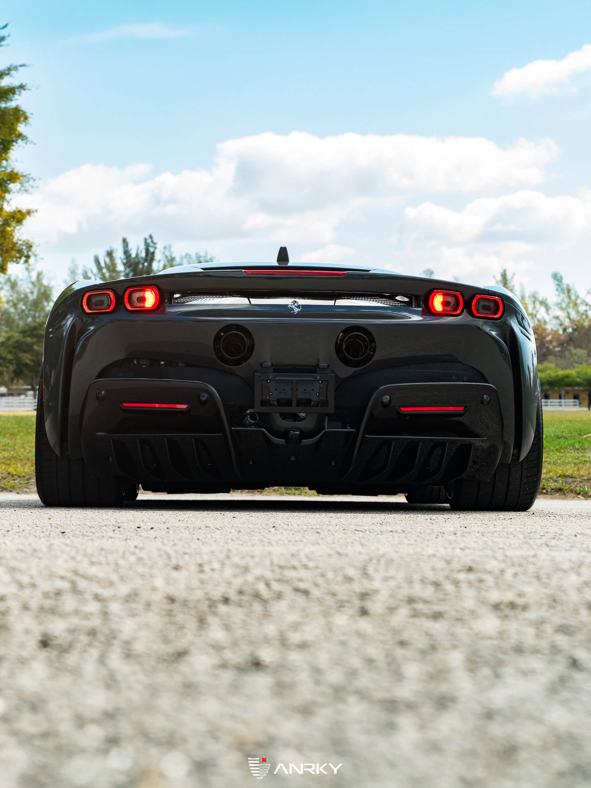 Ferrari SF90 Stradale | Grigio Medio | ANRKY RS5.3 | Brushed Clear
