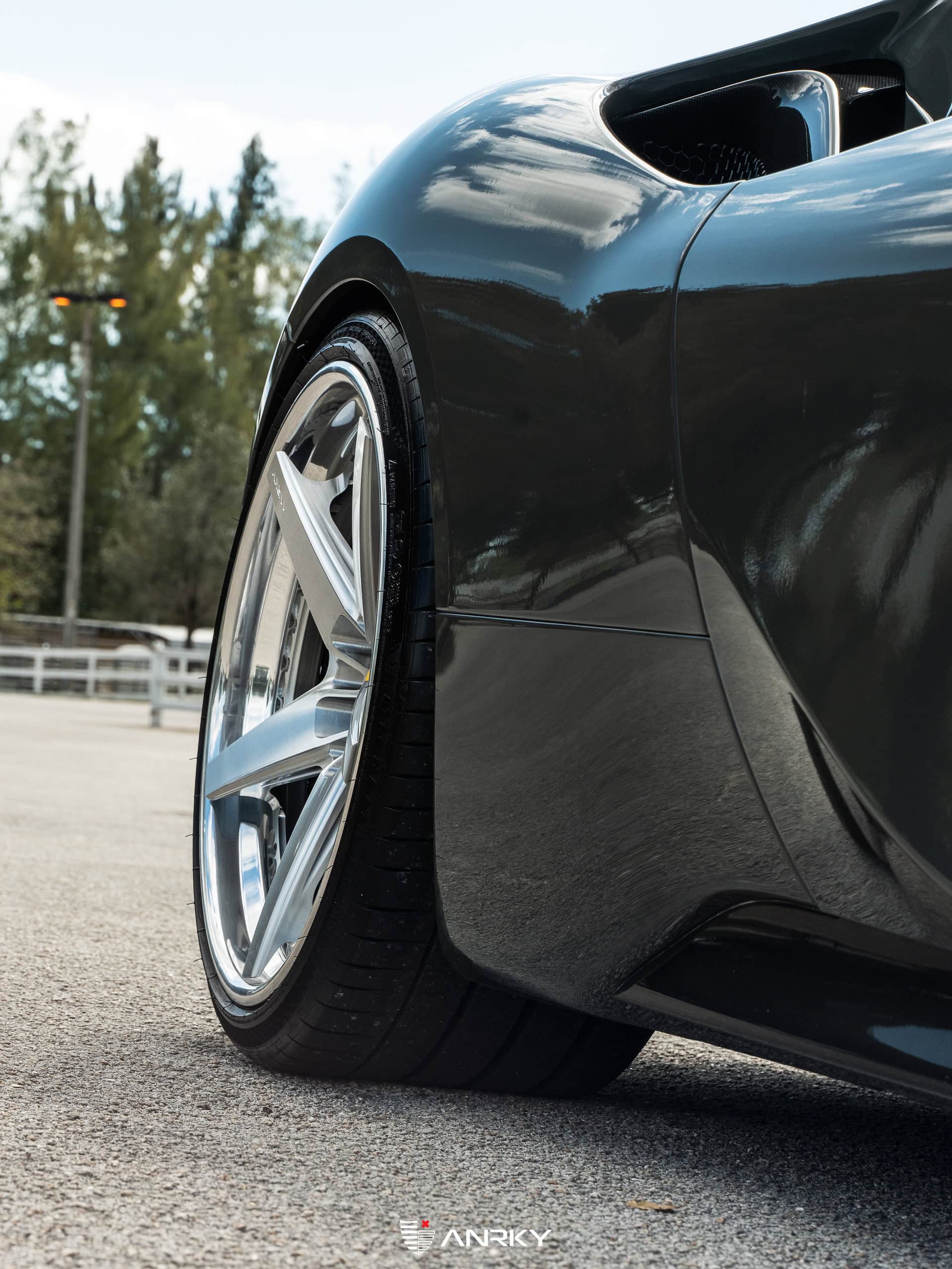 Ferrari SF90 Stradale | Grigio Medio | ANRKY RS5.3 | Brushed Clear