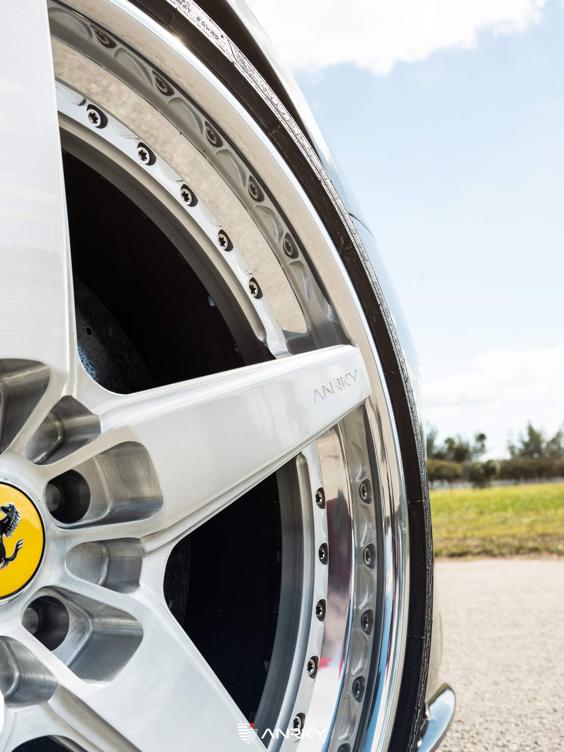 Ferrari SF90 Stradale | Grigio Medio | ANRKY RS5.3 | Brushed Clear