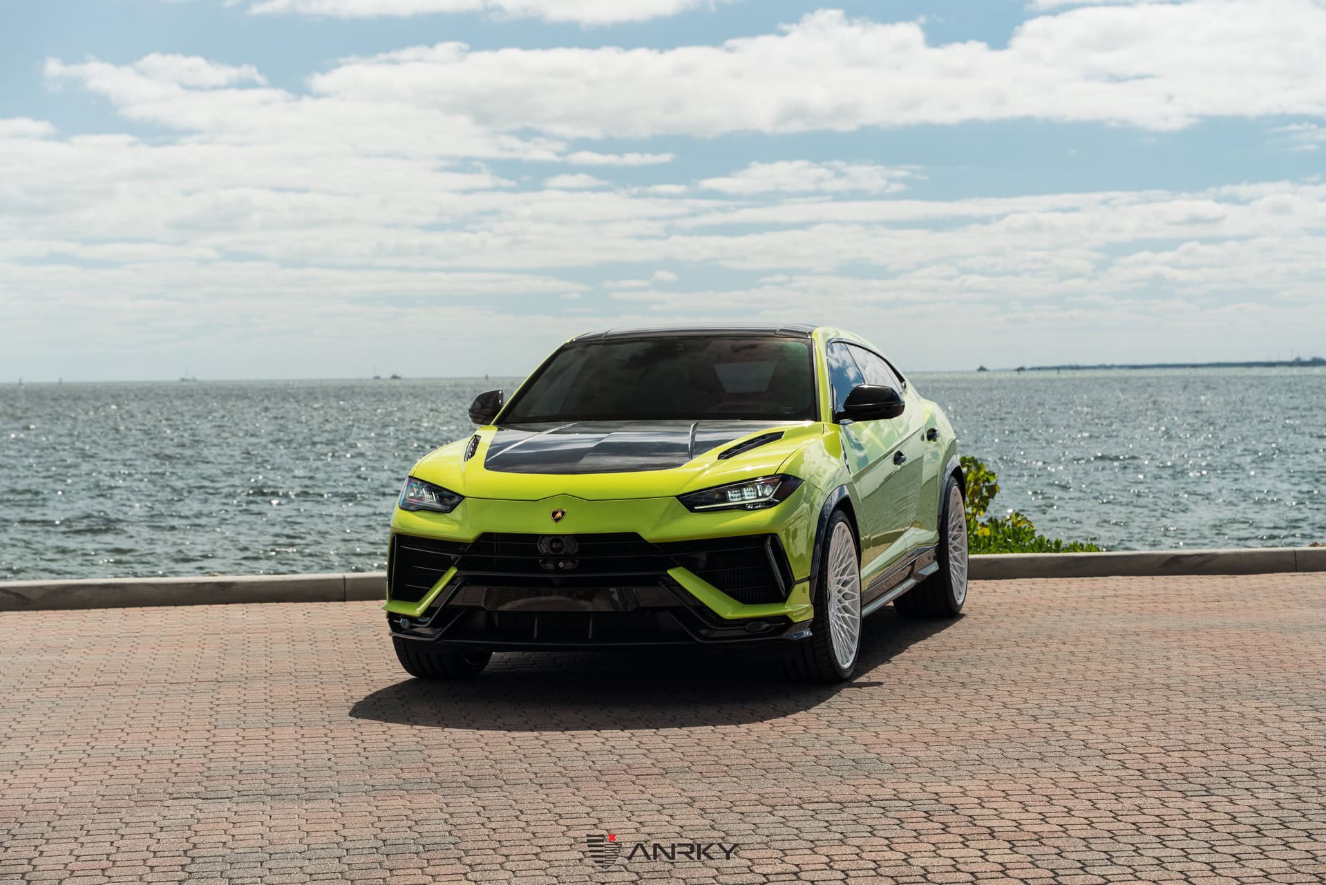 Lamborghini Urus Performante | | on ANRKY AN20 | Gloss White