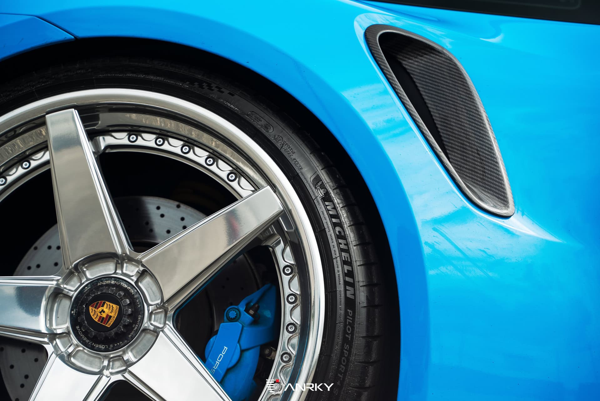 Mansory Porsche 992 | Rivera Blue | on ANRKY RS5.3 | Polished Clear