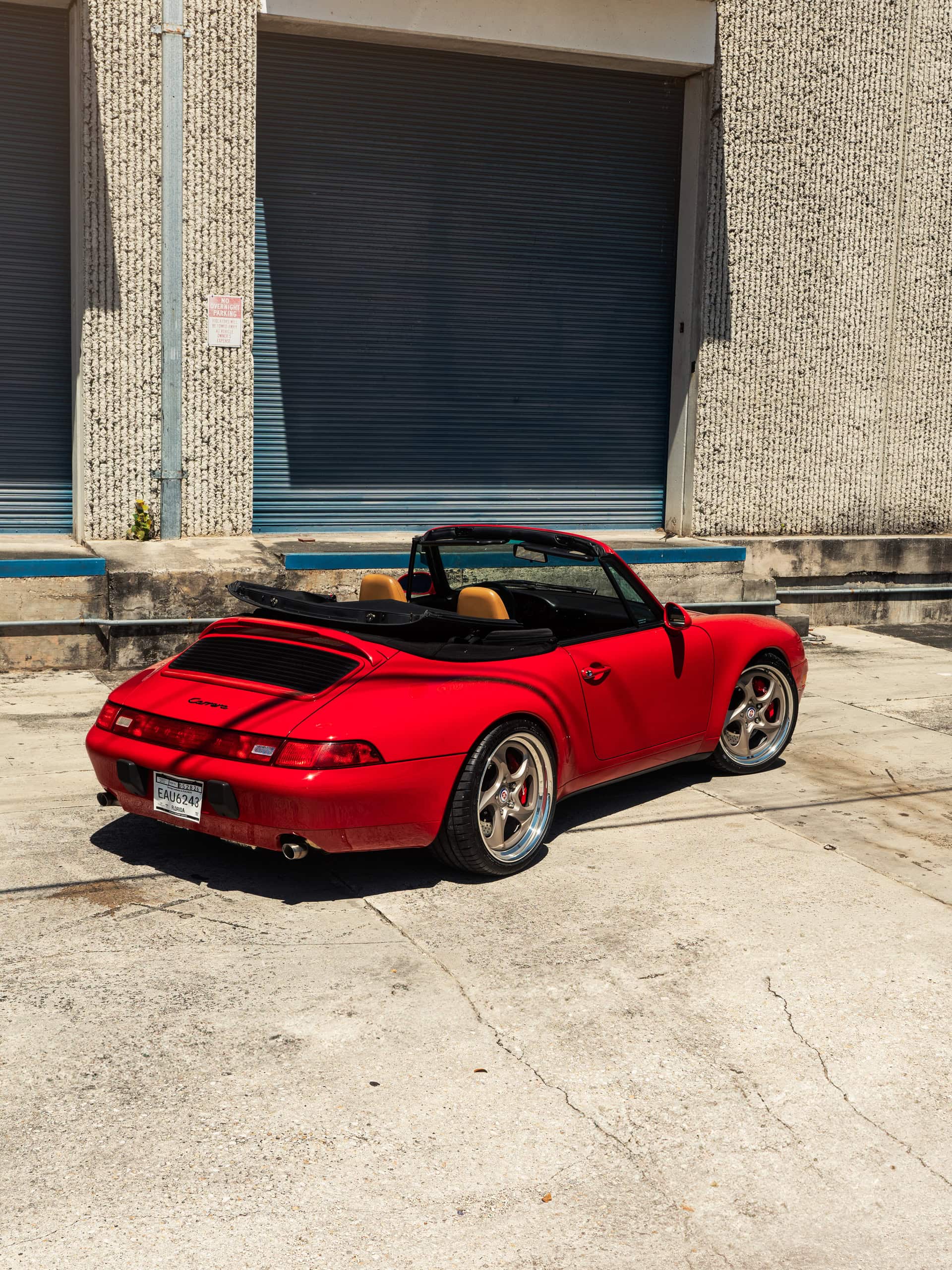 Porsche 993 Carrera Cabriolet on HRE 522