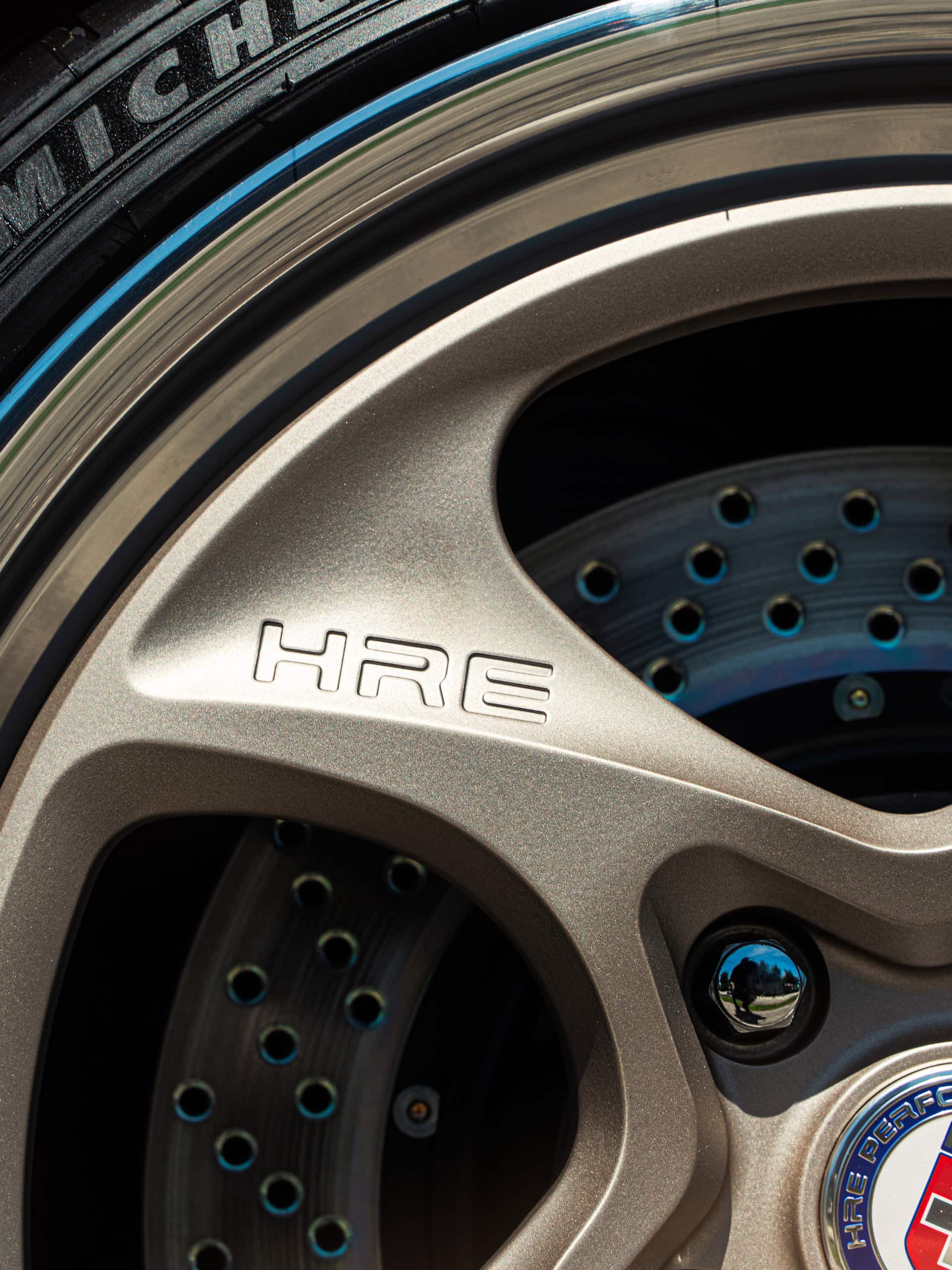 Porsche 993 Carrera Cabriolet on HRE 522