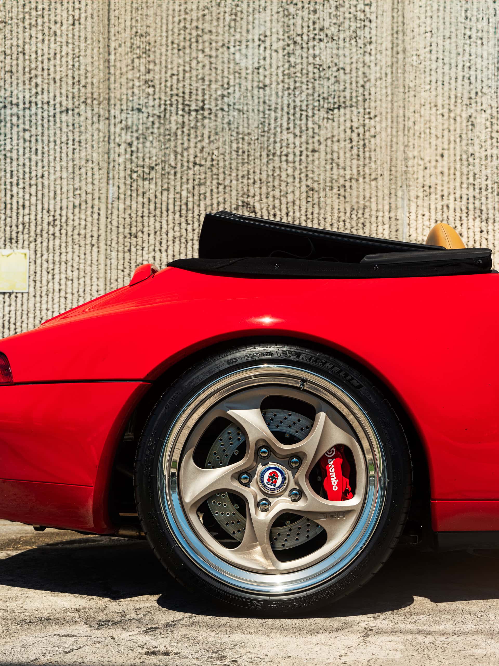 Porsche 993 Carrera Cabriolet on HRE 522